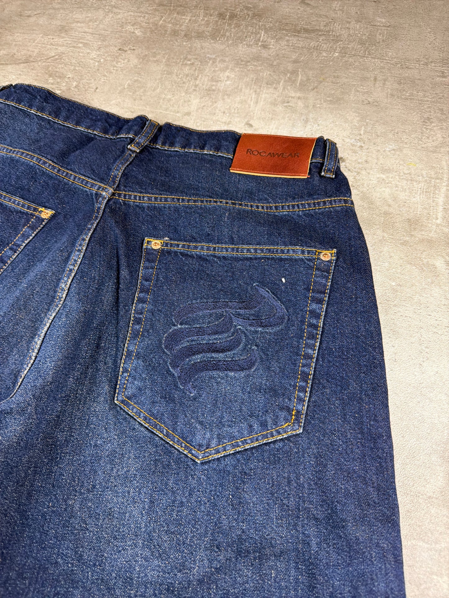 Rocawear Y2K Cyber Hip-Hop Denim Jorts Shorts – Dark Blue Wash
