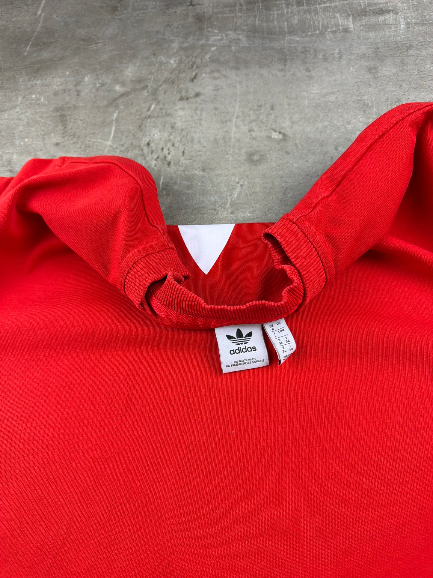 Adidas Originals Trefoil Backprint Slit T-Shirt Dress – Sporty Red Y2K