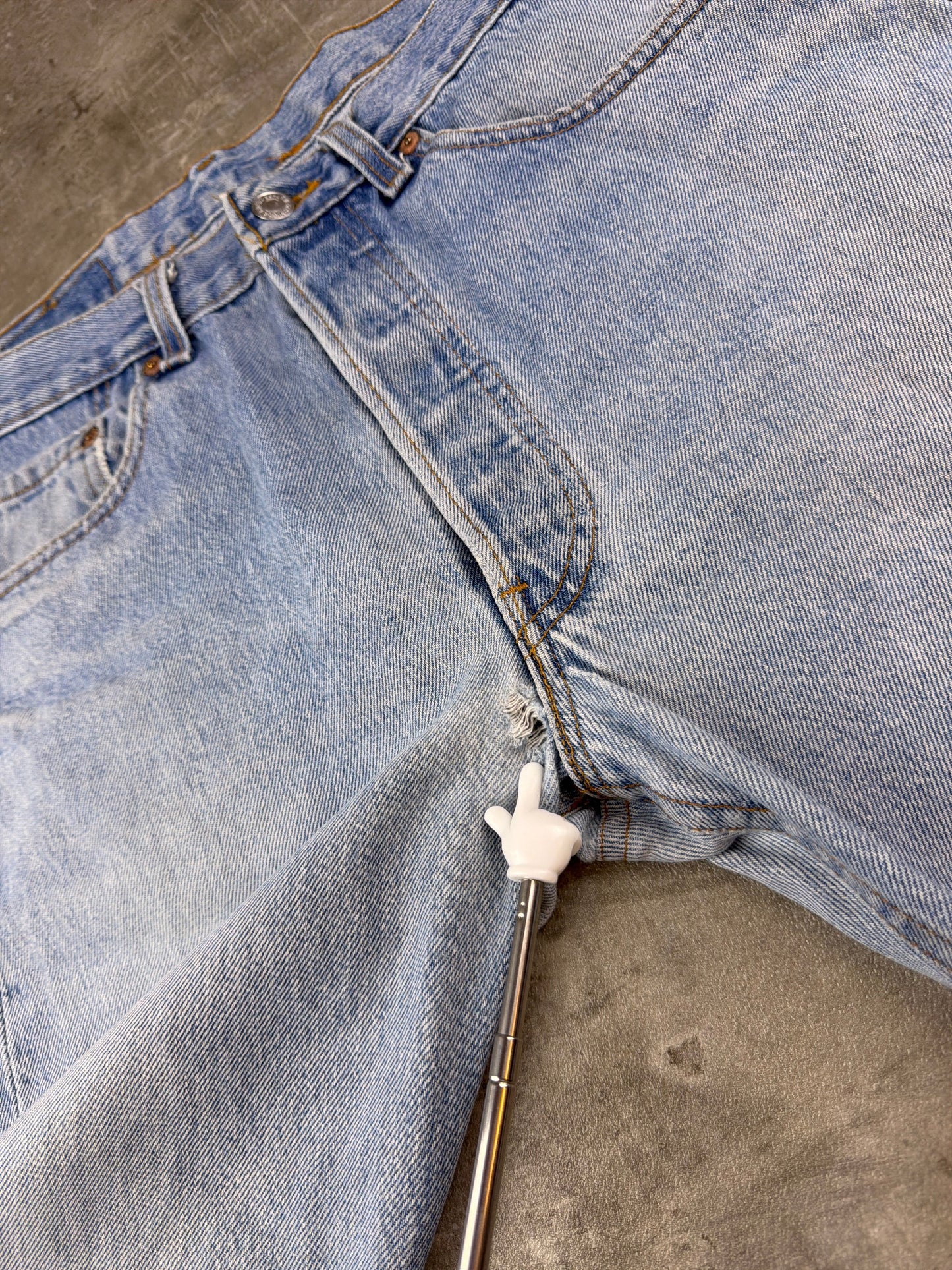 Levi's 501 Straight Leg Denim Jeans - Light Blue Wash