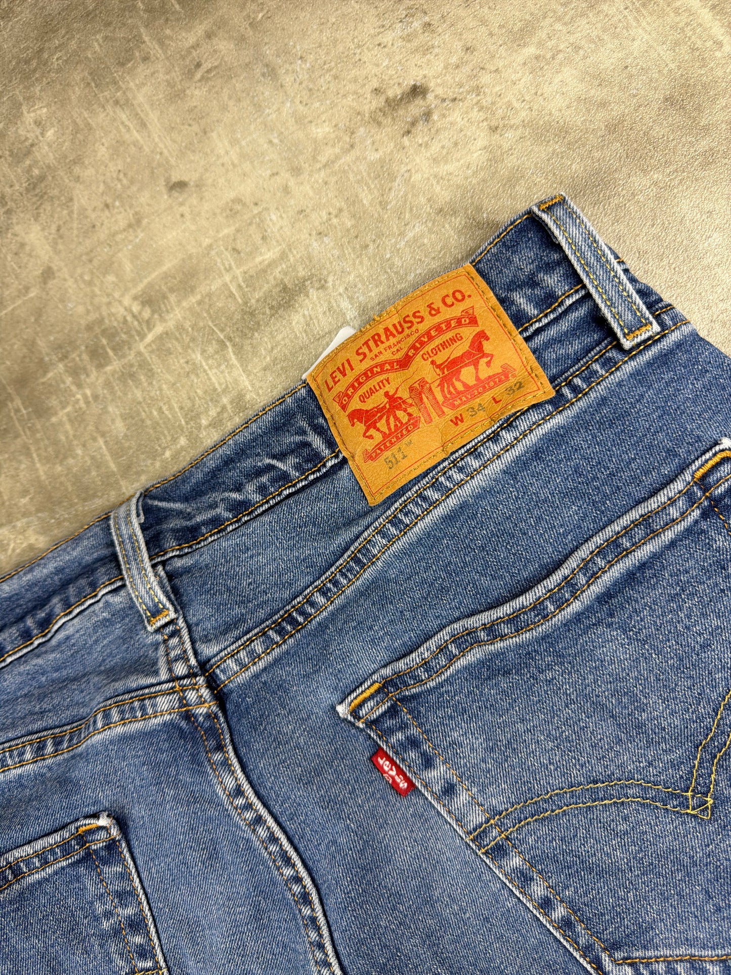 Levi's 511 Slim Fit Denim Jeans - Medium Blue Wash