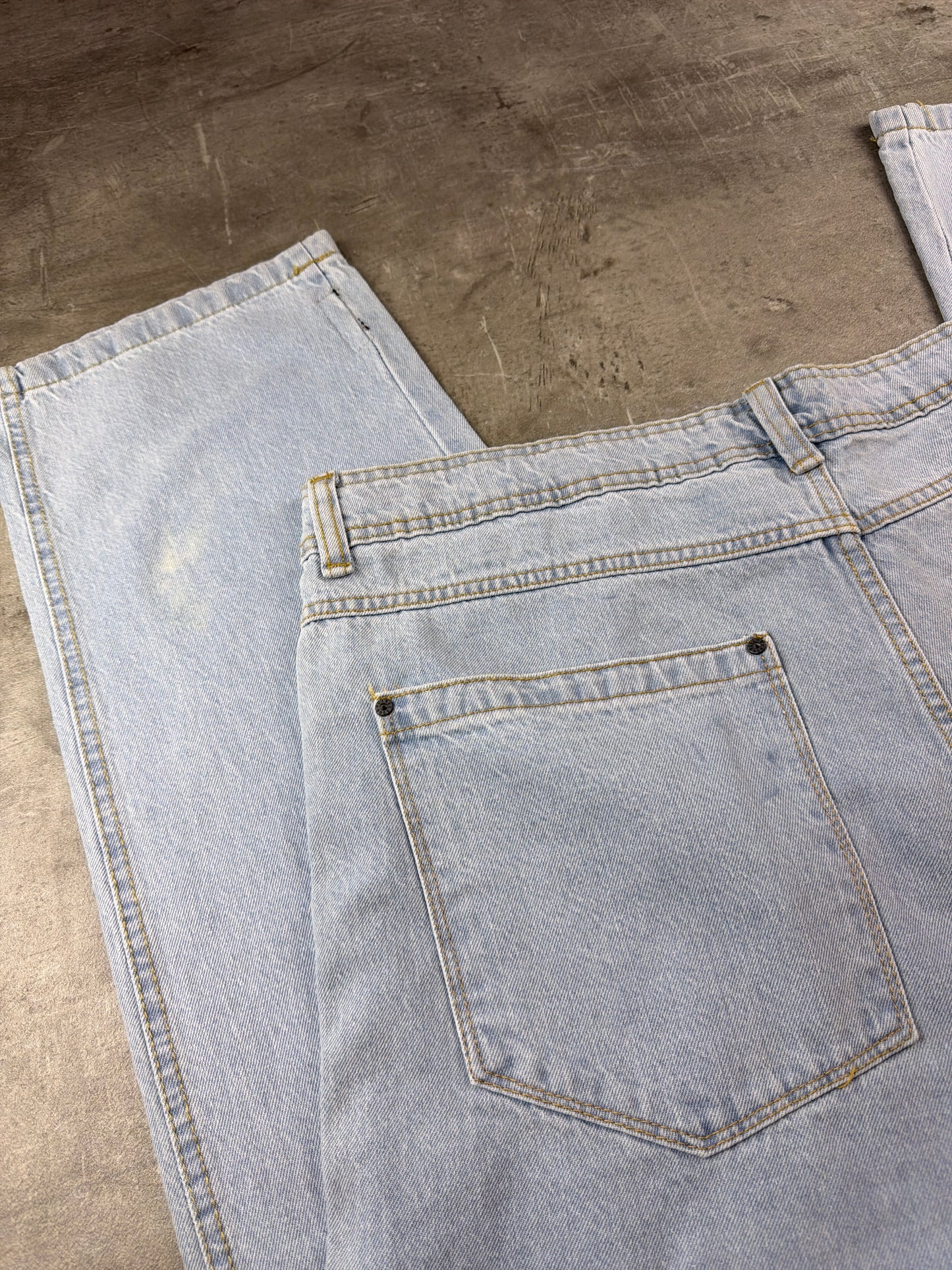 DNKRS "Loose Fit" Y2K Baggy Denim Jeans - Light Blue Wash