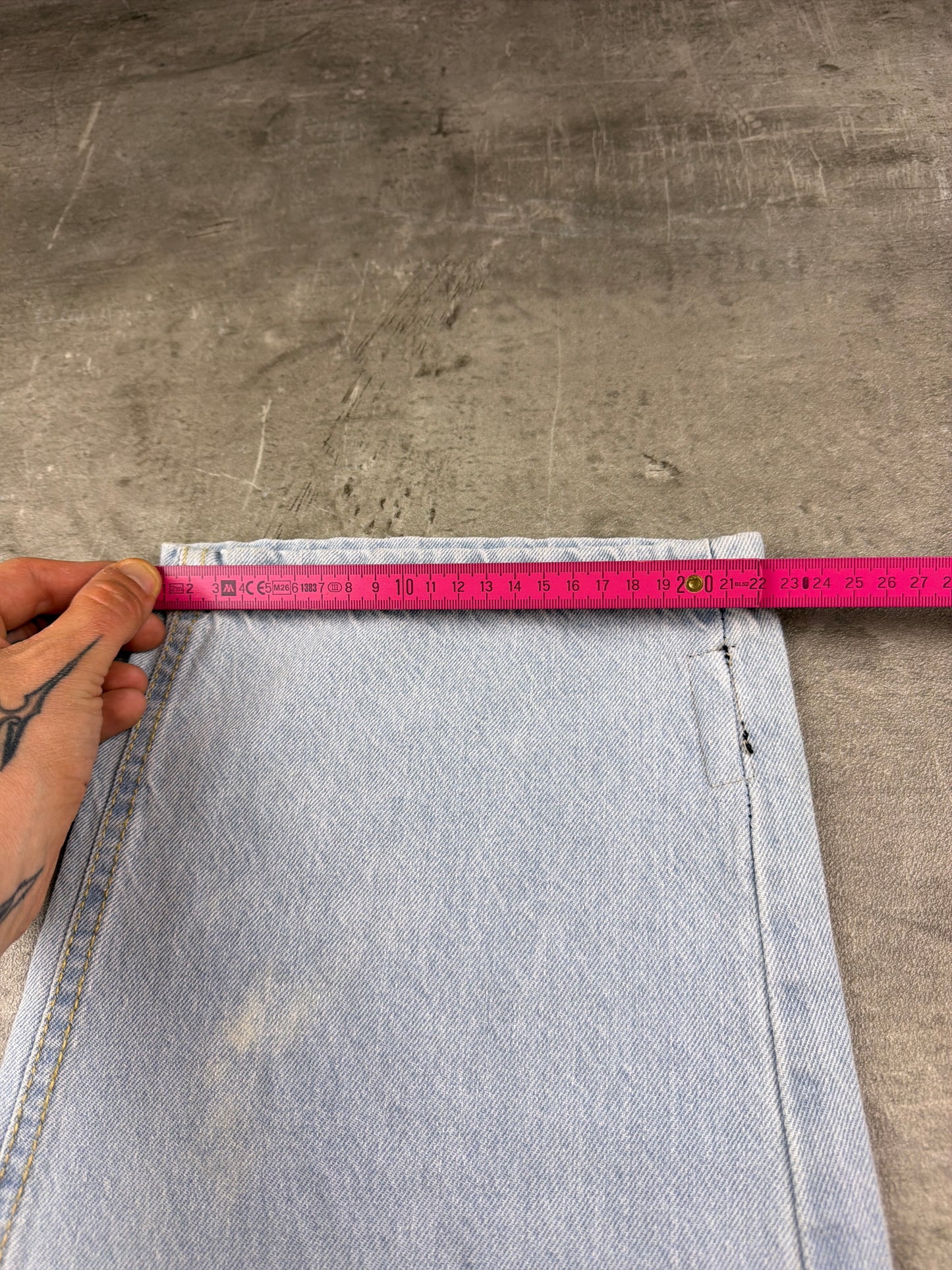 DNKRS "Loose Fit" Y2K Baggy Denim Jeans - Light Blue Wash