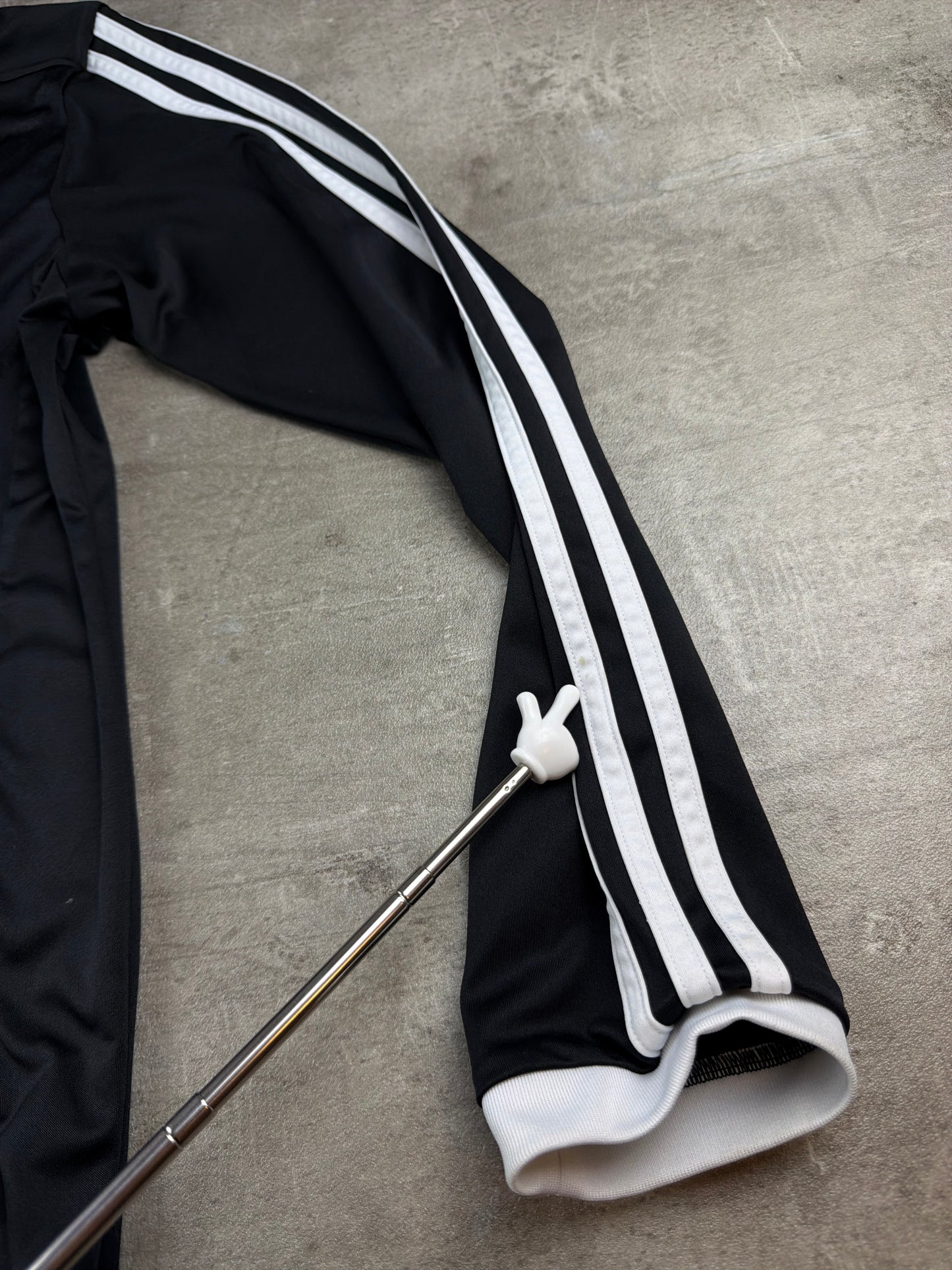 Adidas 3-Stripes V-Neck Longsleeve Trikot - Black & White Blokecore