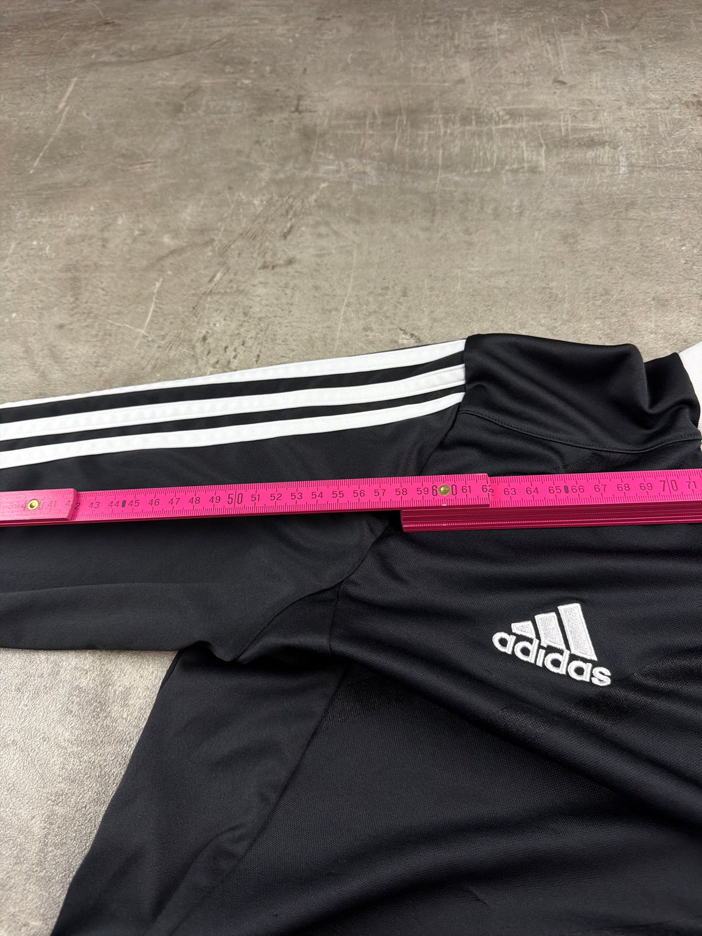 Adidas 3-Stripes V-Neck Longsleeve Trikot - Black & White Blokecore
