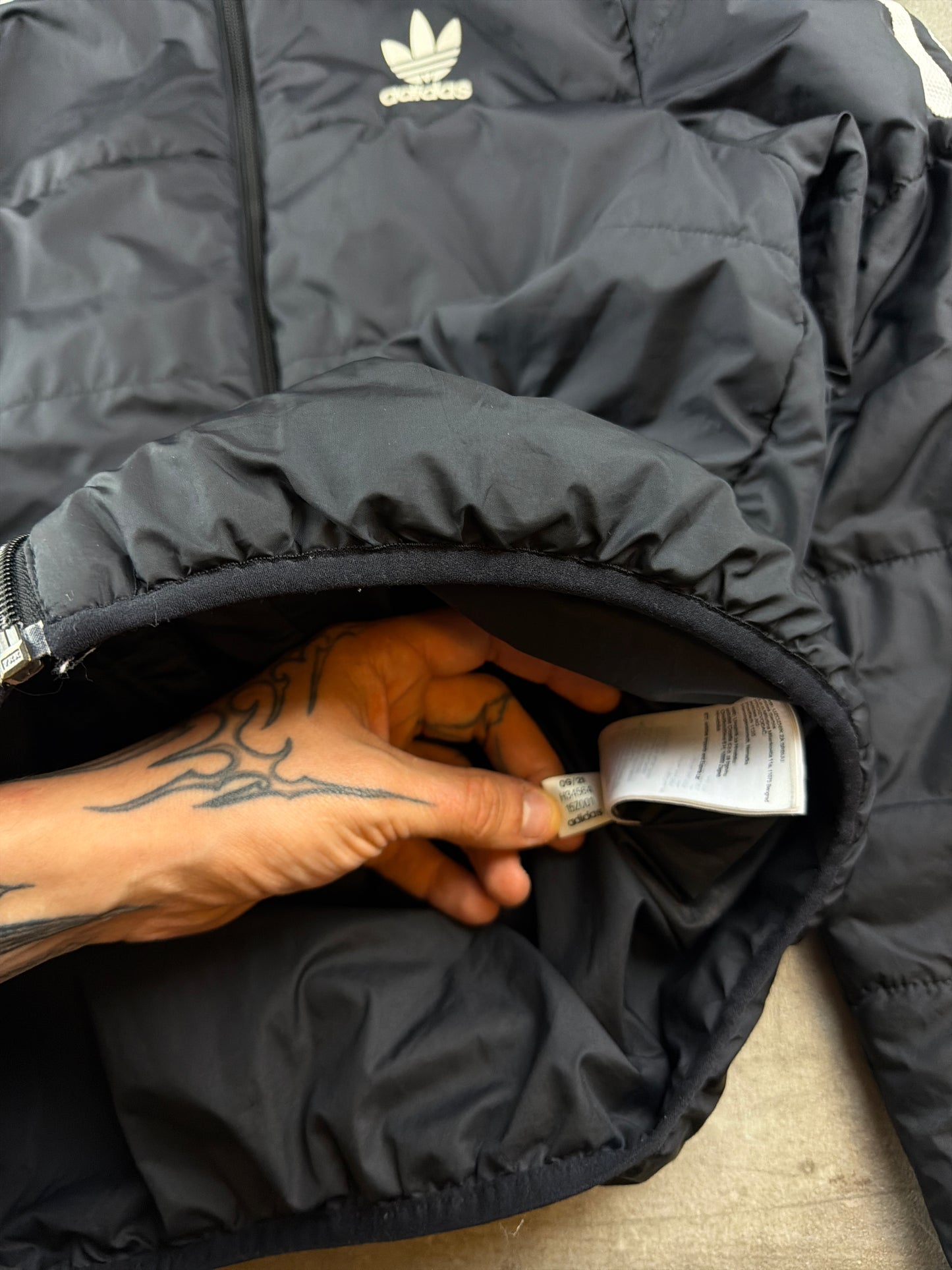Adidas Originals Puffer Jacket - Black / White Stripes Y2K Streetwear