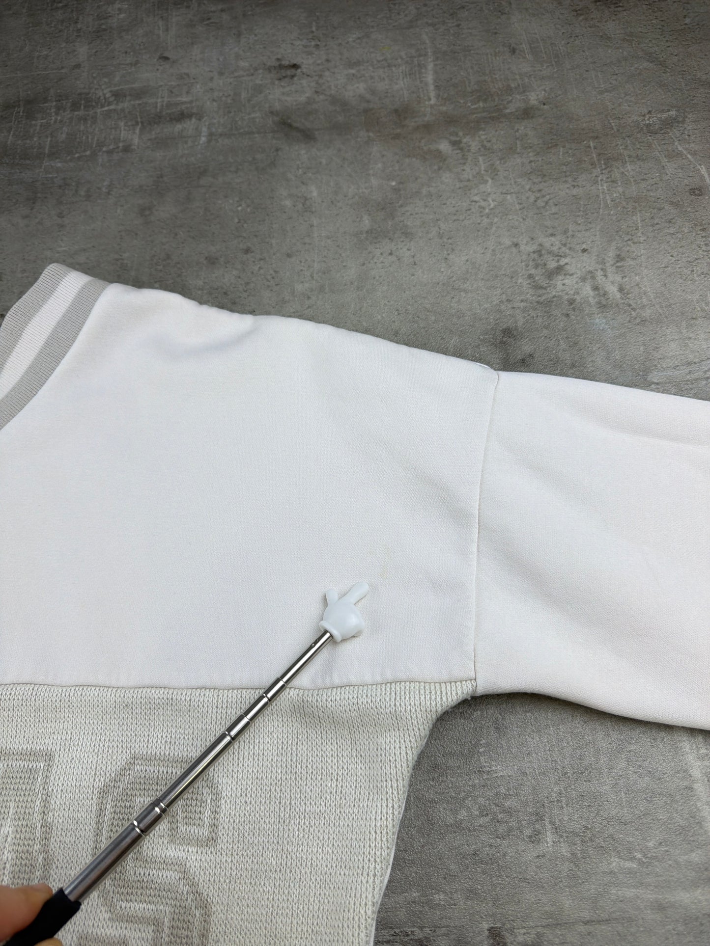 ADIDAS Archive "Cyril" V-Neck Sweater - Cream / Grey