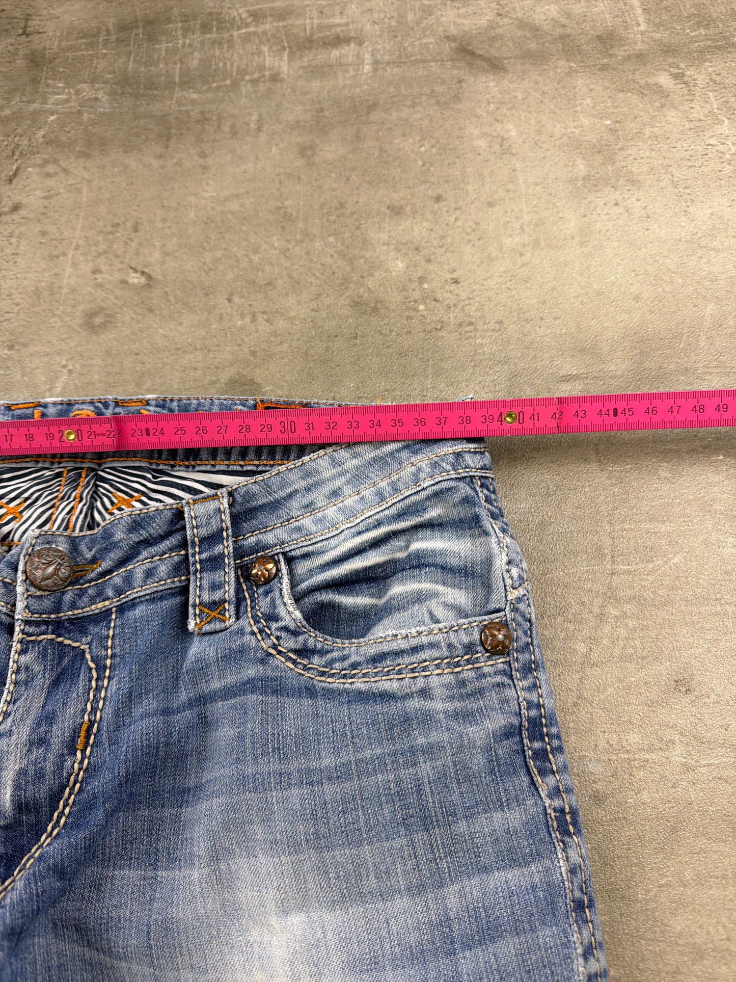 Rock Revival Fleur-De-Lis Embroidered Bootcut Denim Jeans – Faded Light Blue Wash / Y2K Grunge Aesthetic