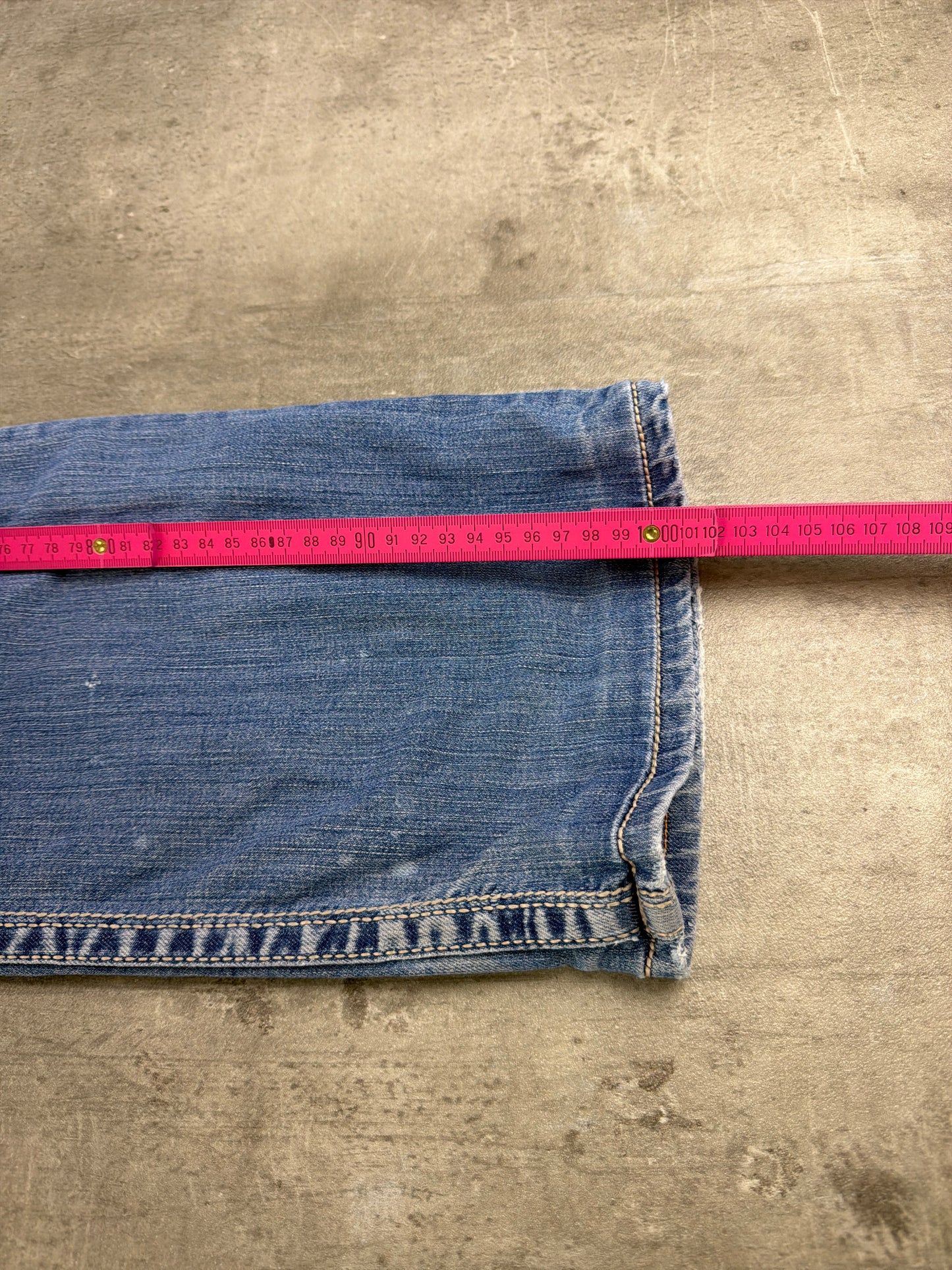 Rock Revival Fleur-De-Lis Embroidered Bootcut Denim Jeans – Faded Light Blue Wash / Y2K Grunge Aesthetic