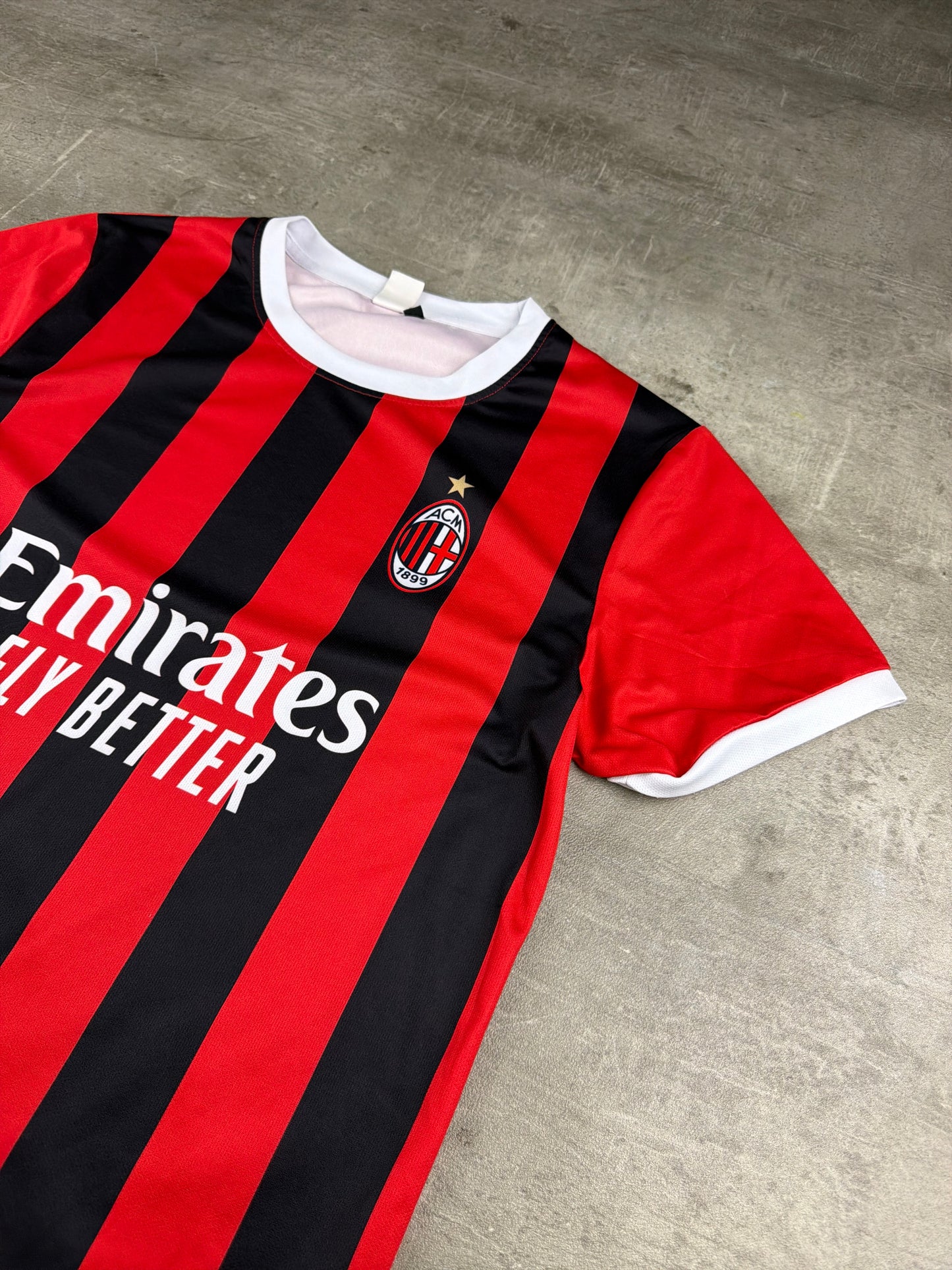 AC Milan Official "Rossoneri" Retro Soccer Jersey - Red/Black Blokecore Striped
