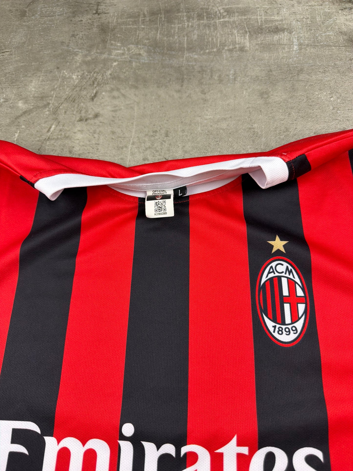 AC Milan Official "Rossoneri" Retro Soccer Jersey - Red/Black Blokecore Striped
