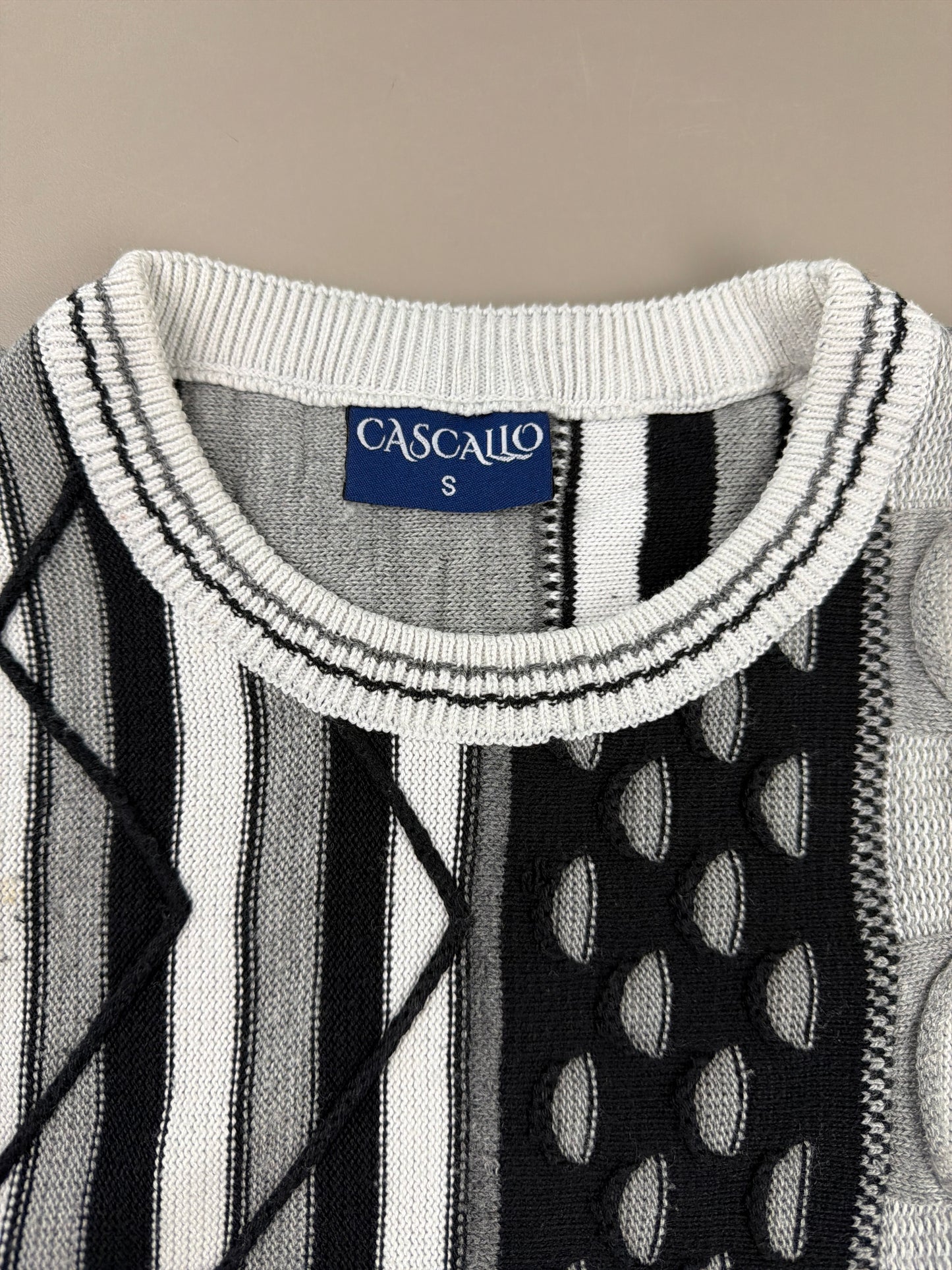 Cascallo Retro Textured Coogi-Style Knitwear - Black & White Abstract Geometric