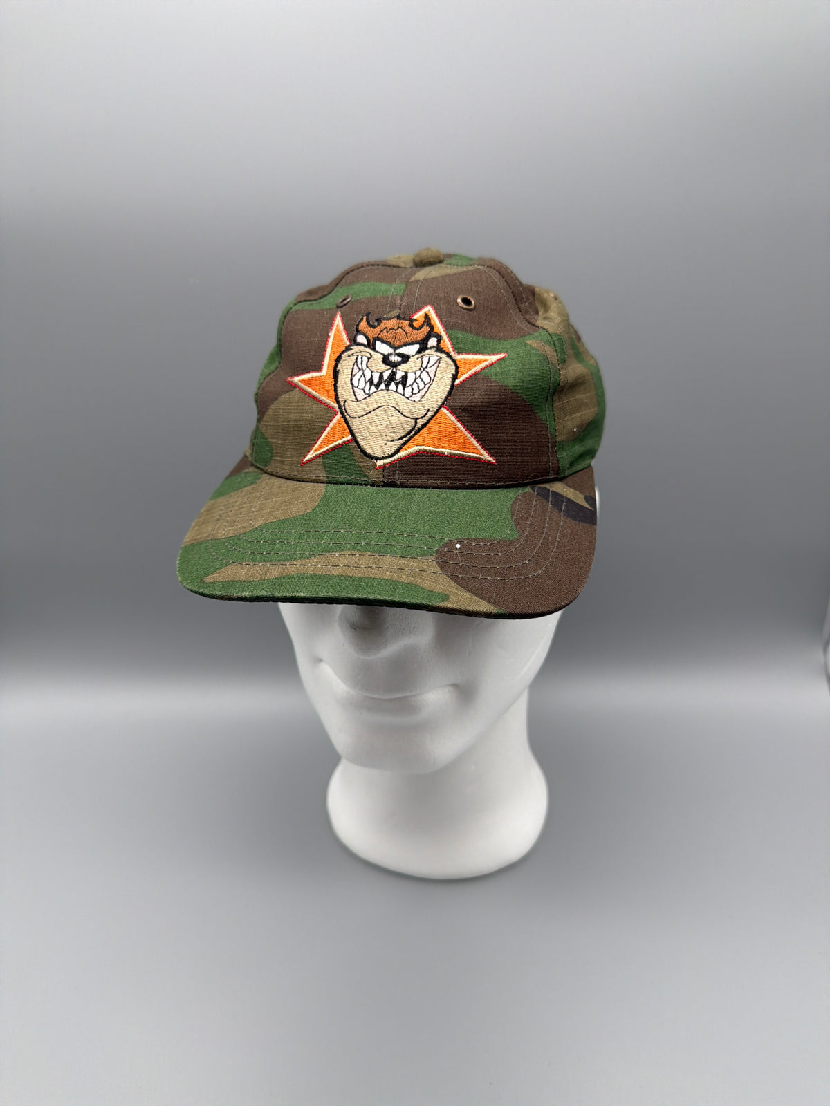 Vintage Warner Bros. "Tazmania" Camo Cap - Woodland Camouflage