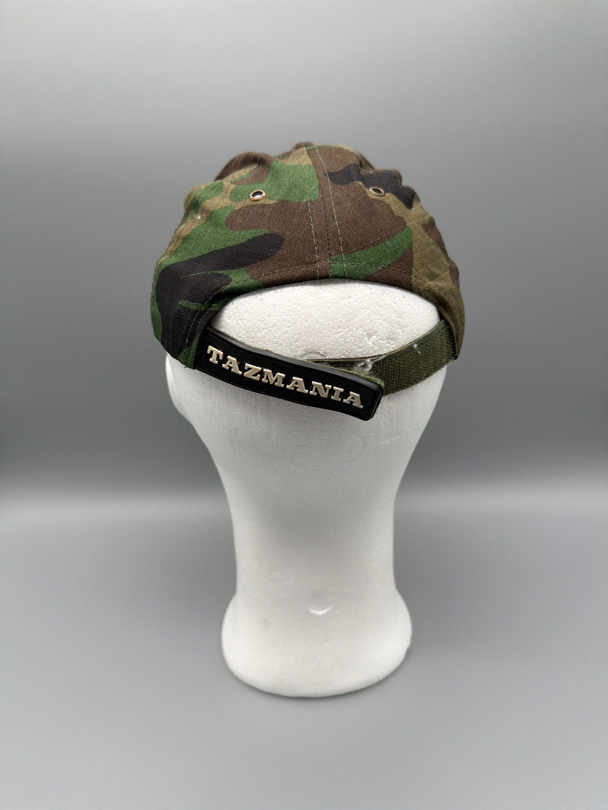 Vintage Warner Bros. "Tazmania" Camo Cap - Woodland Camouflage