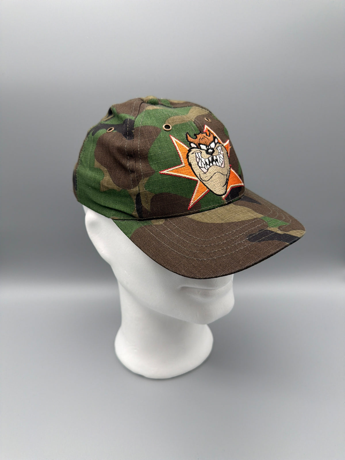 Vintage Warner Bros. "Tazmania" Camo Cap - Woodland Camouflage