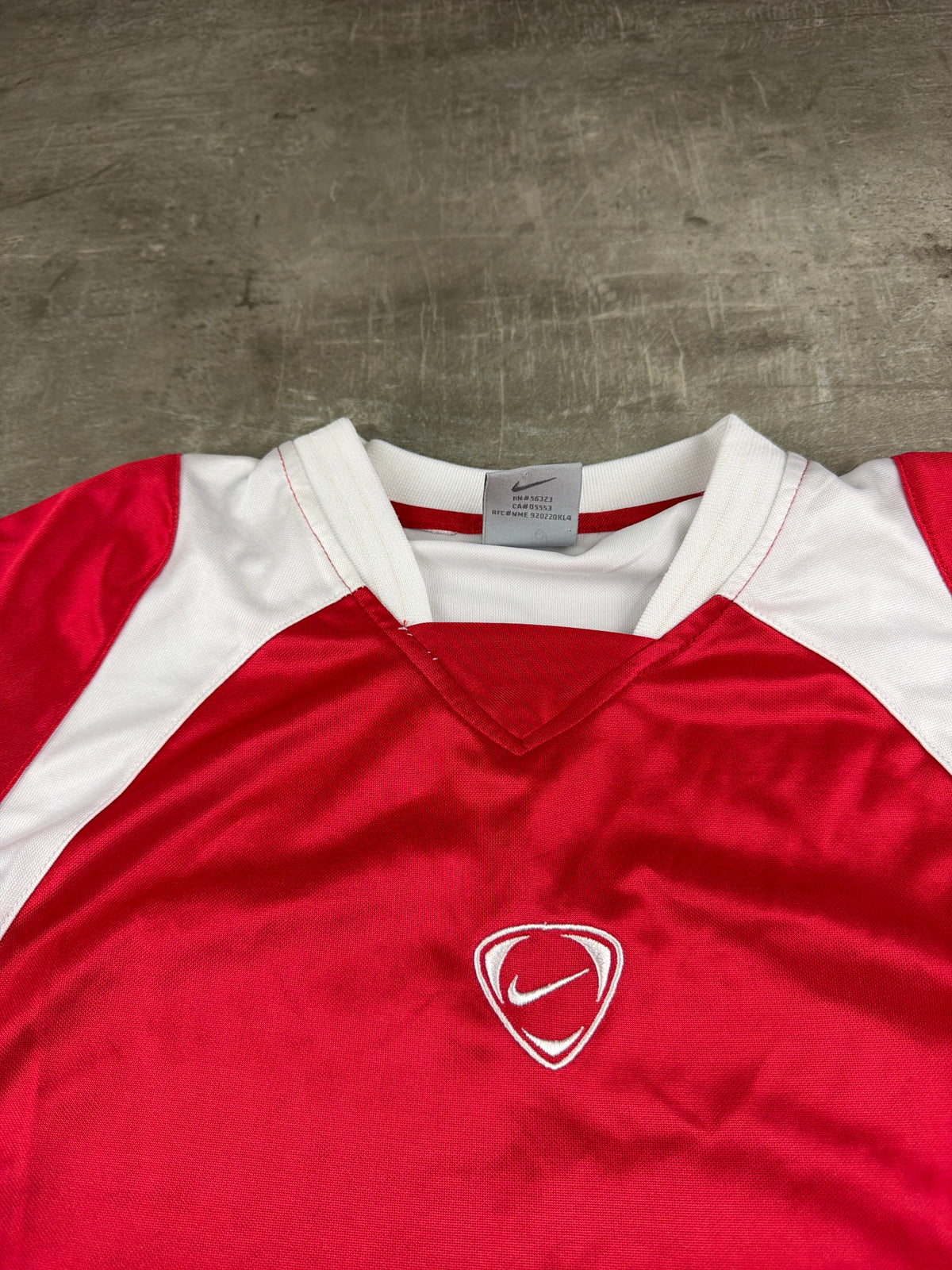 Vintage Nike Total 90 "Center Swoosh" Jersey - Red / White