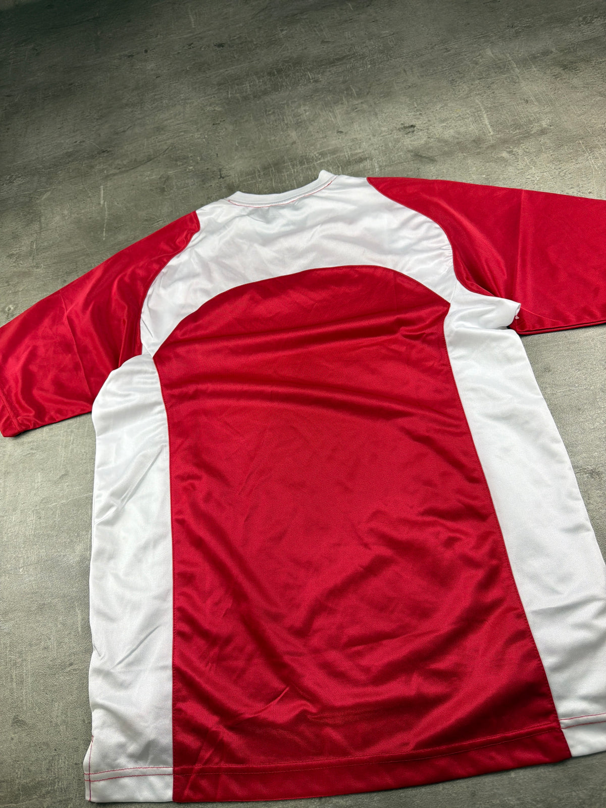 Vintage Nike Total 90 "Center Swoosh" Jersey - Red / White