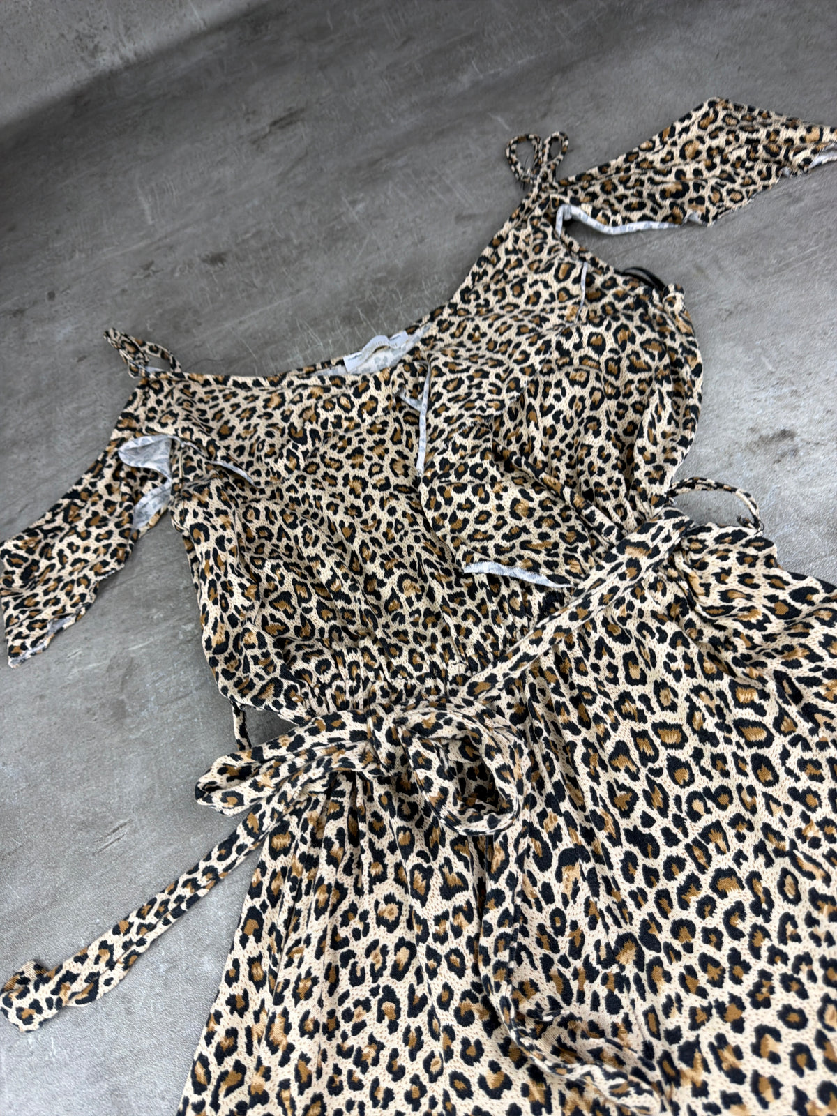 Y2K Leopard Print Cold-Shoulder Jumpsuit - Leopard / Multi