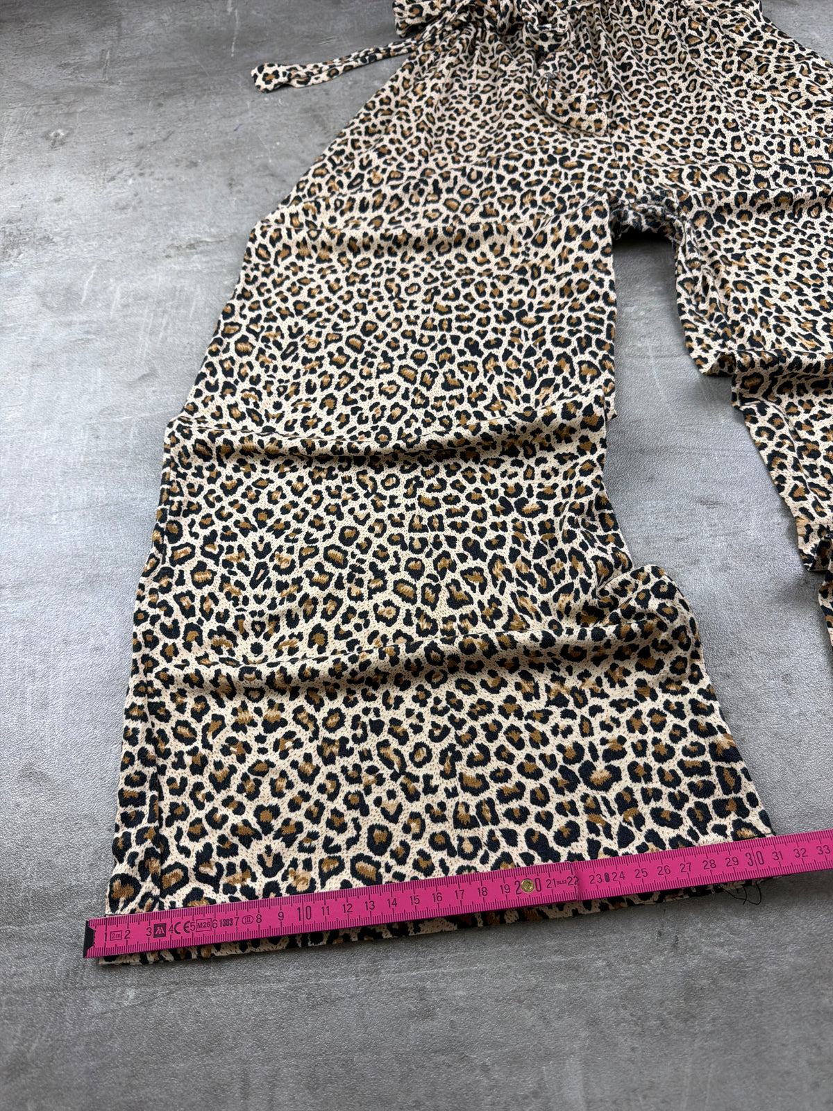 Y2K Leopard Print Cold-Shoulder Jumpsuit - Leopard / Multi