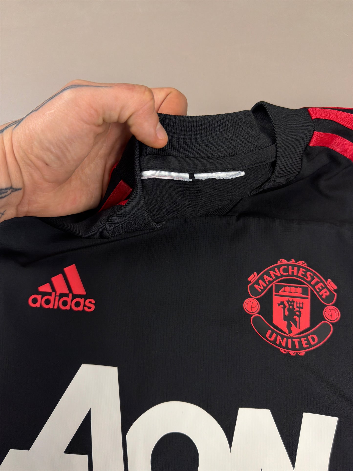 Adidas Manchester United 2018 "Aon" Longsleeve Training Top - All Black / Red Block