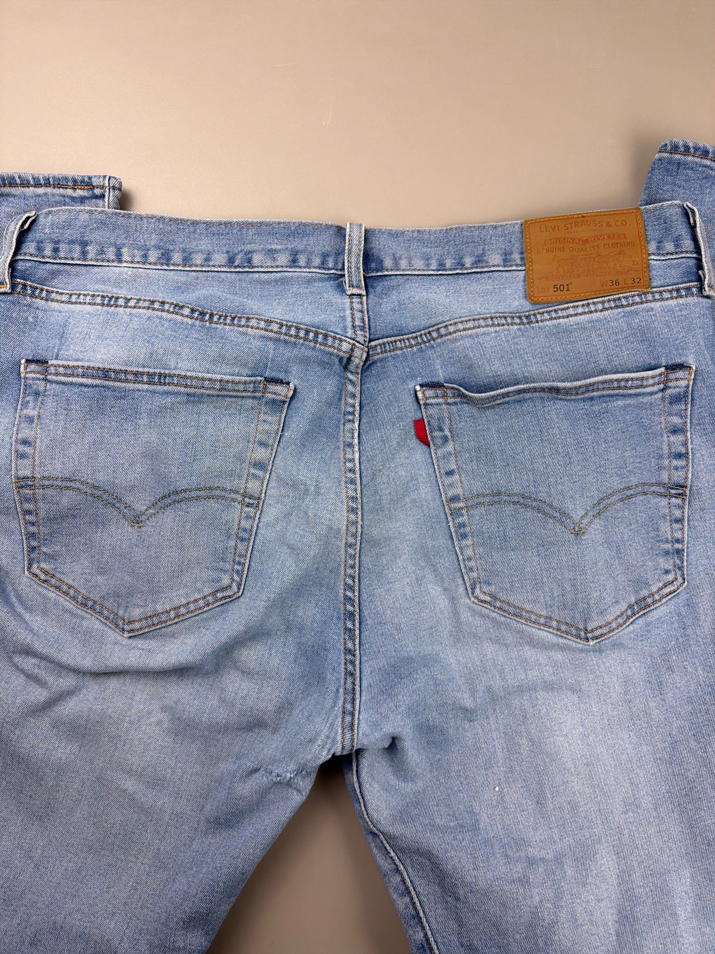 Levi's "501" Straight Leg Denim - Light Wash Grunge & Indie Sleaze Vibe
