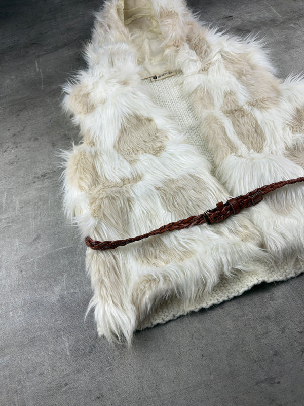 aiki KEYLOOK "Fairycore" Hooded Faux Fur Knit Vest - Off-White & Beige