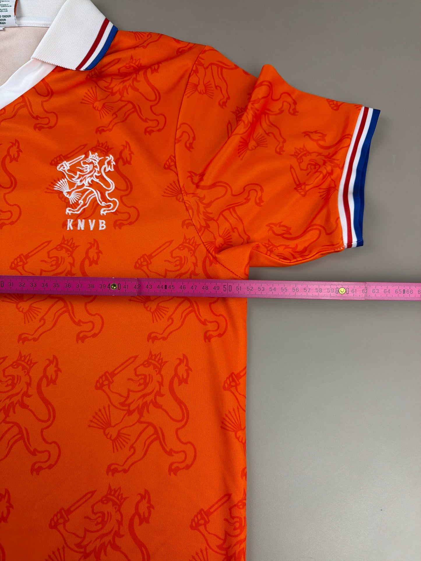 Score Draw KNVB Netherlands Retro Jersey - Vibrant Orange / Blokecore Aesthetic