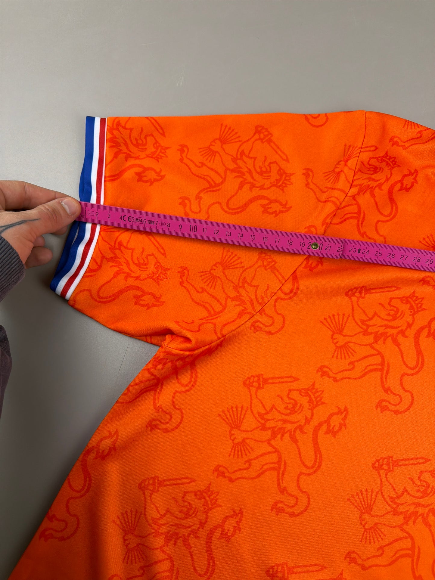 Score Draw KNVB Netherlands Retro Jersey - Vibrant Orange / Blokecore Aesthetic