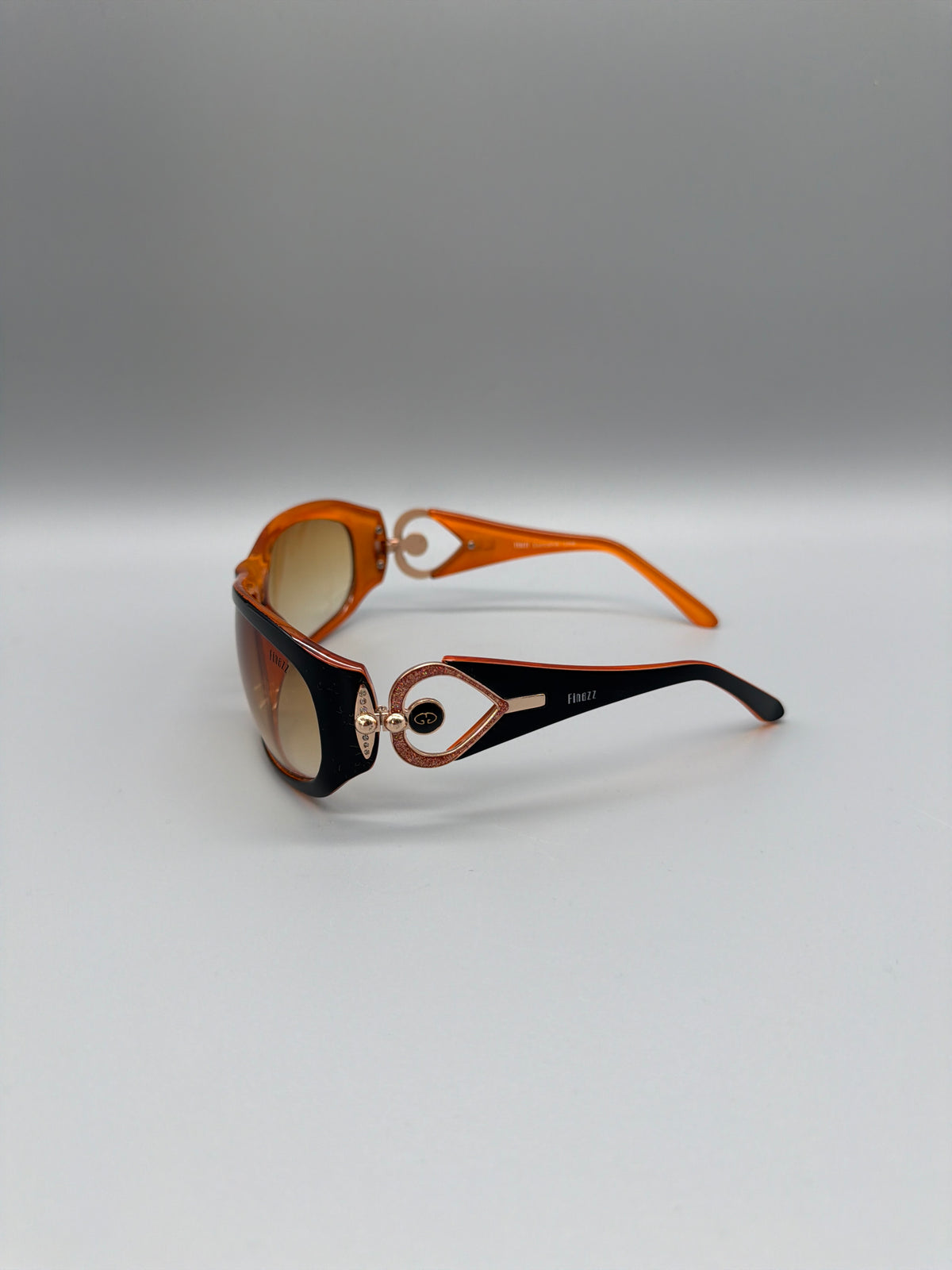 Finezz Y2K Oval Sunglasses - Black / Orange / Gold