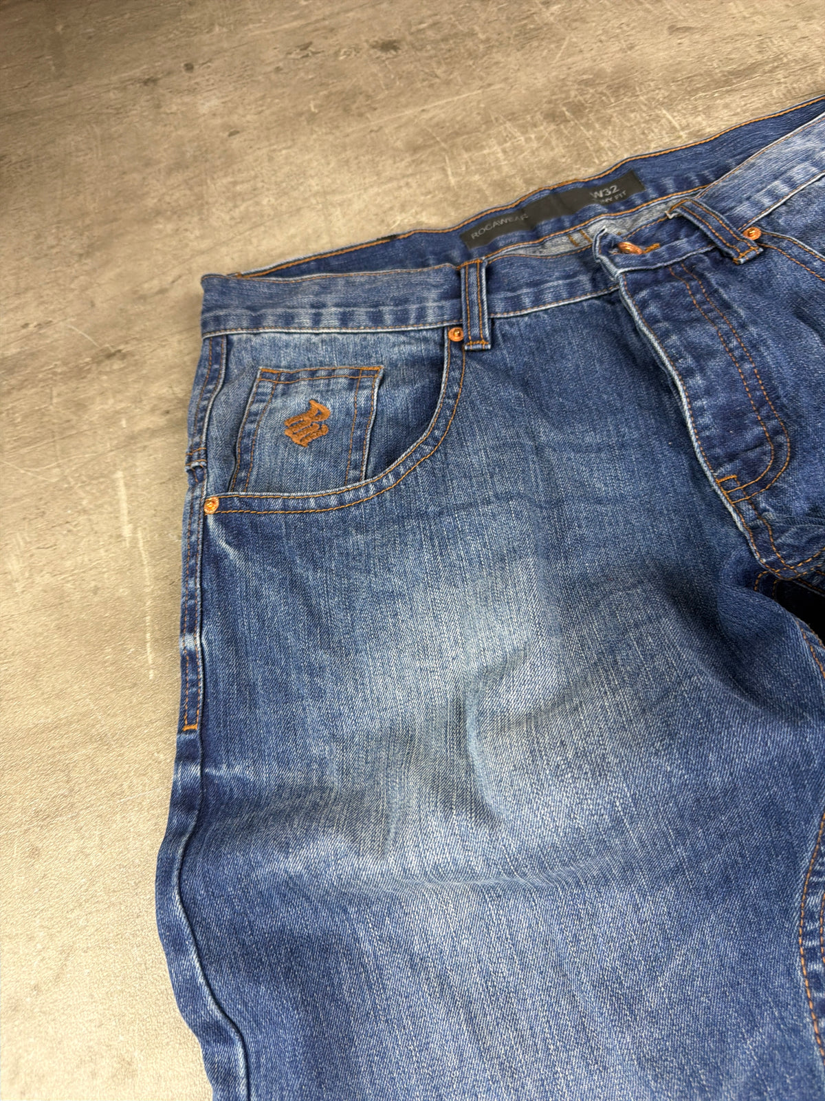 Rocawear Y2K Loose Fit Denim Jeans "Tony Fit" – Blue Wash