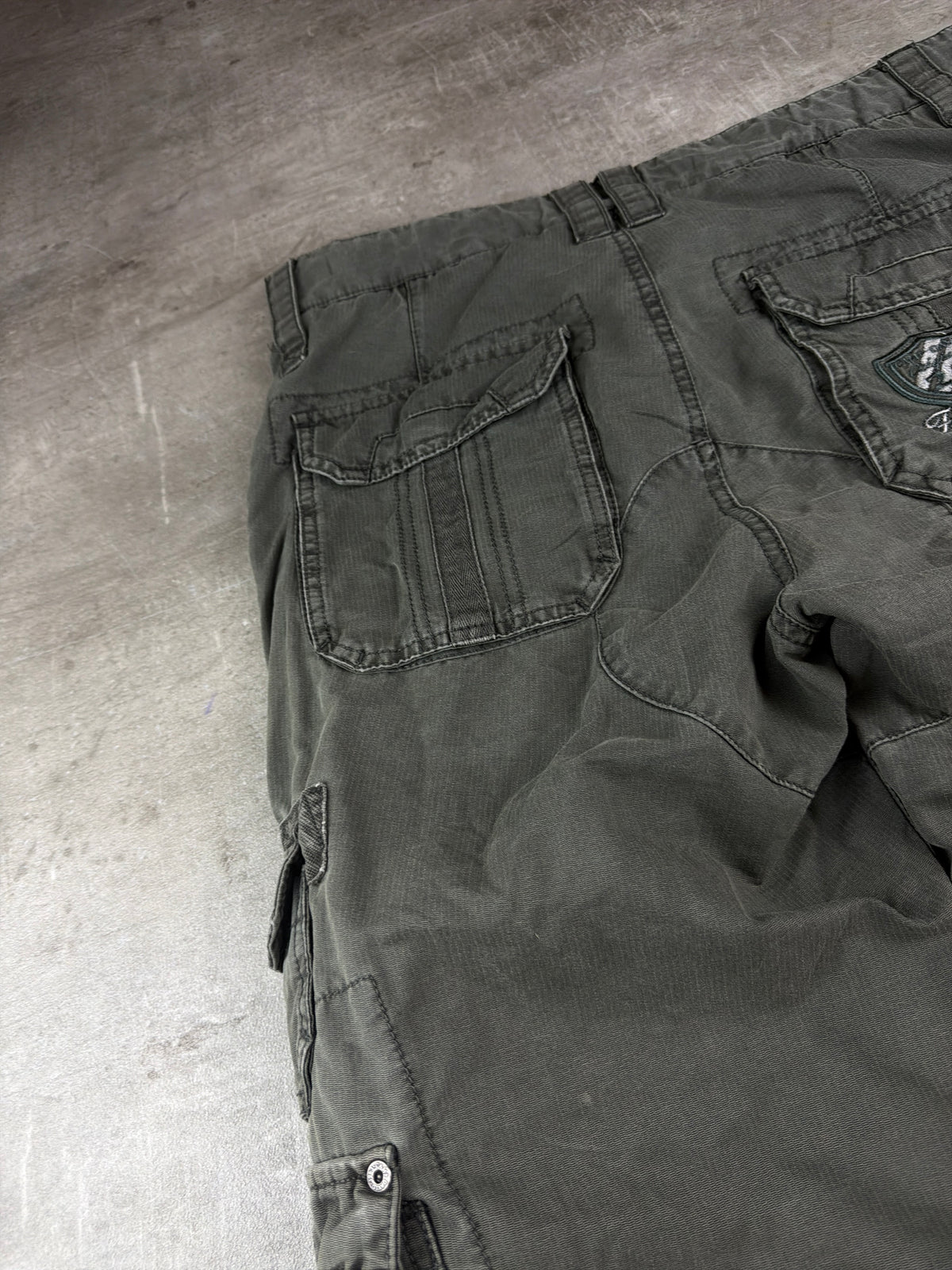 Camp David Vintage Utility "Gisela" Multi-Pockets Cargo Pants - Washed Khaki / Olive Grey