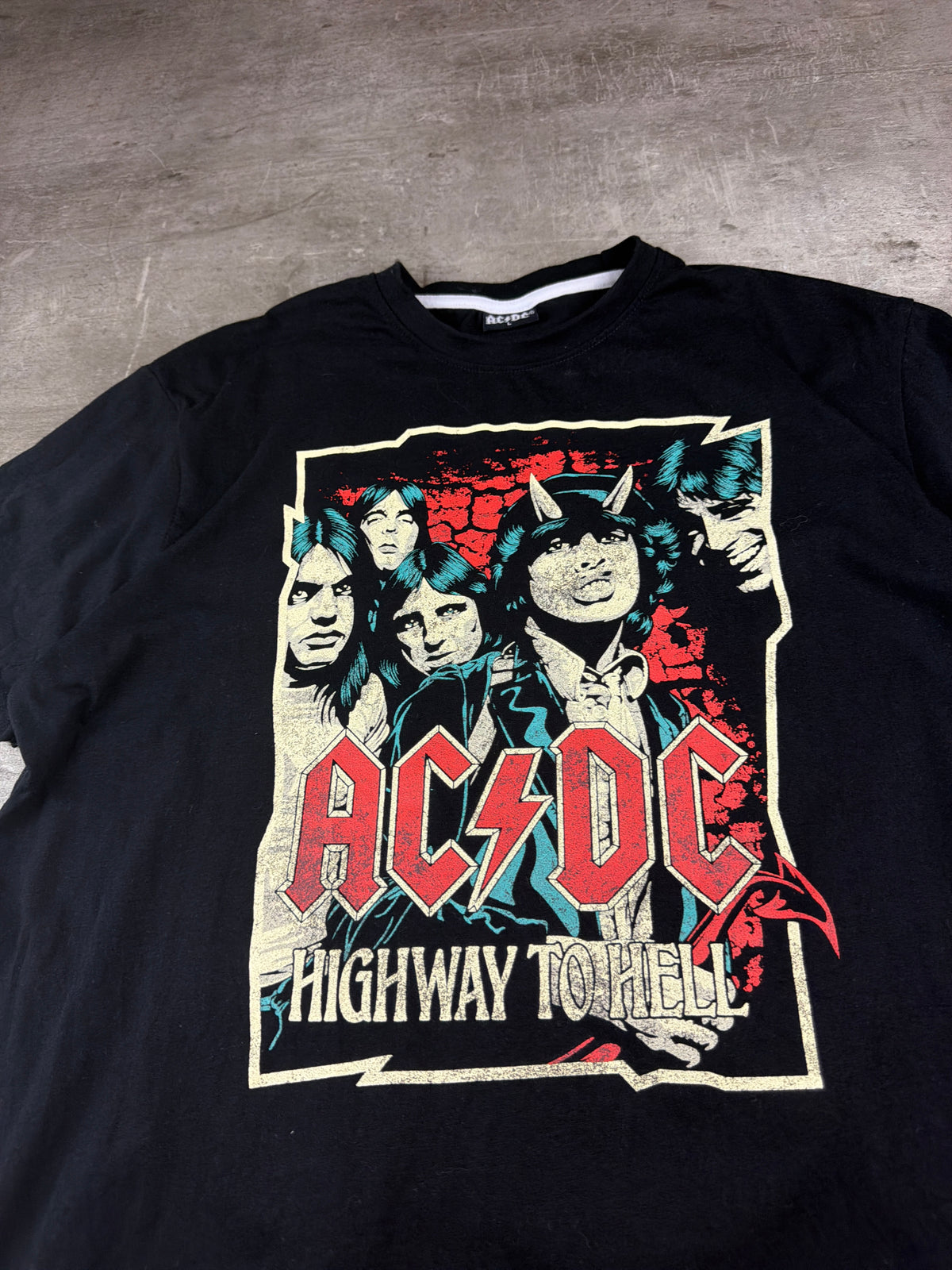 AC/DC Vintage Graphic "Highway to Hell" Band Shirt - Black