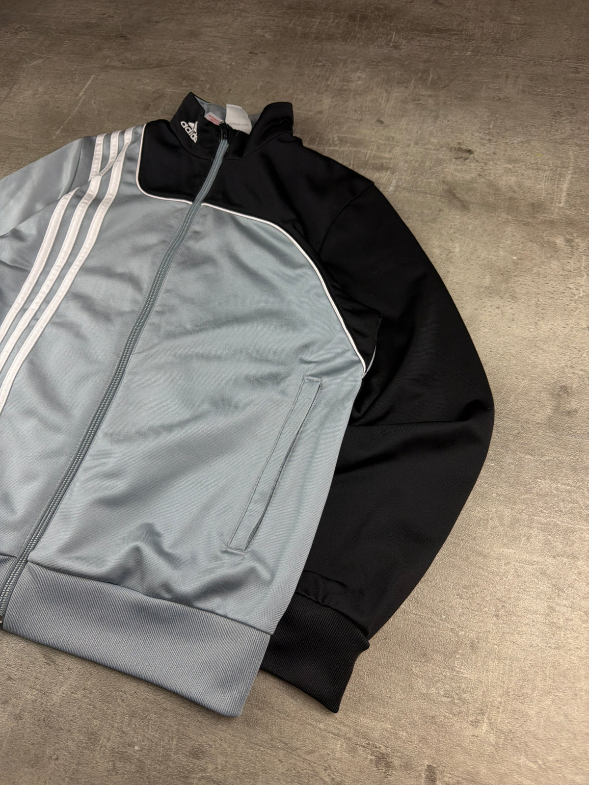 Adidas Y2K Two-Tone Three-Stripes Trackjacket - Grey / Black