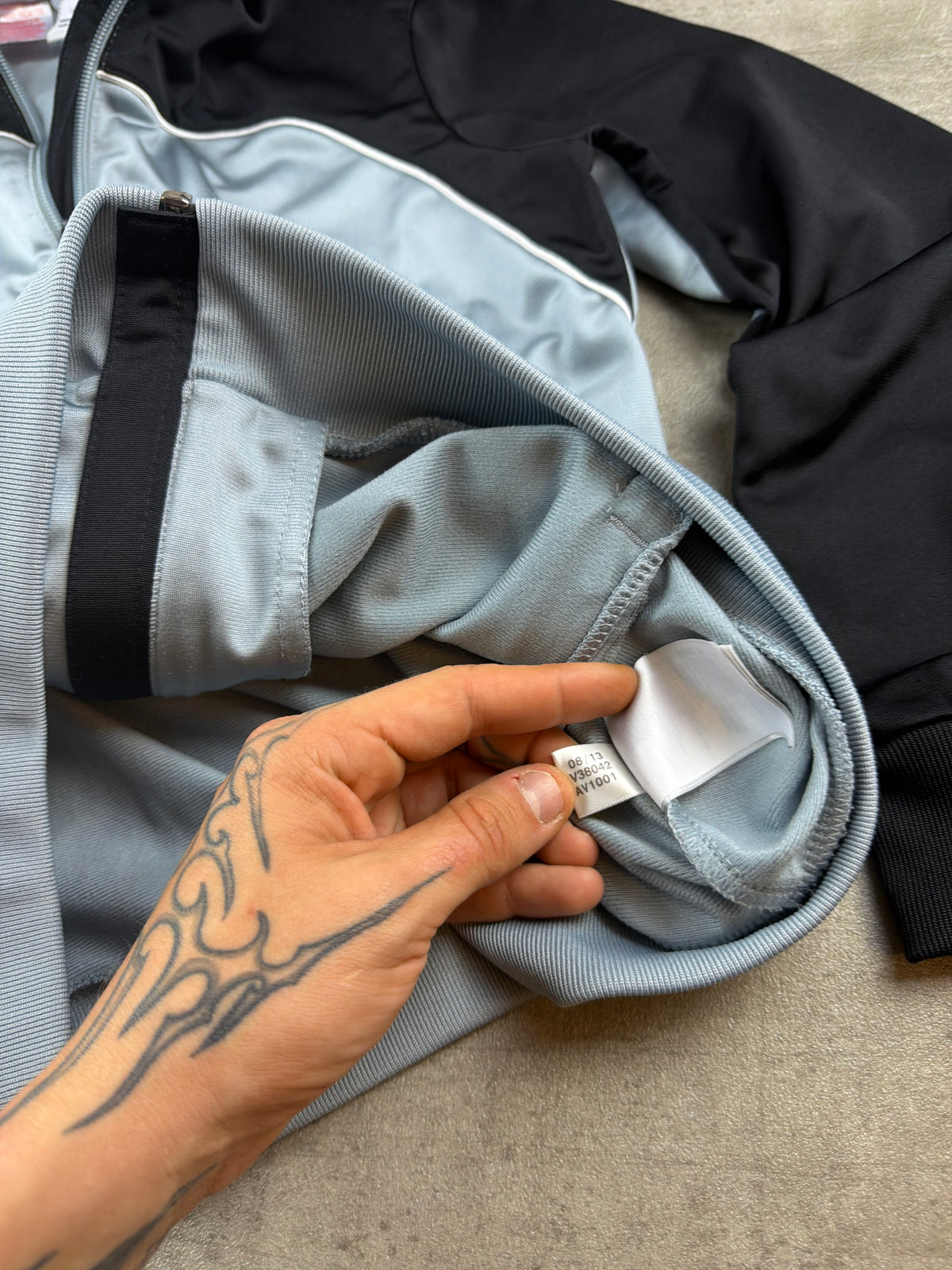 Adidas Y2K Two-Tone Three-Stripes Trackjacket - Grey / Black