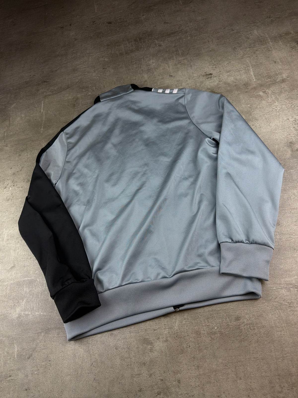 Adidas Y2K Two-Tone Three-Stripes Trackjacket - Grey / Black