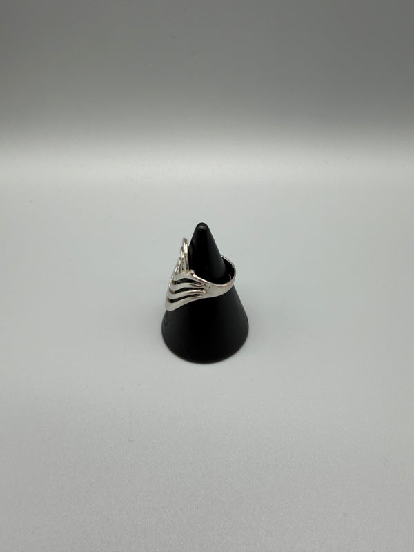 Vintage Y2K Wave Cutout Statement Band Ring - Silver