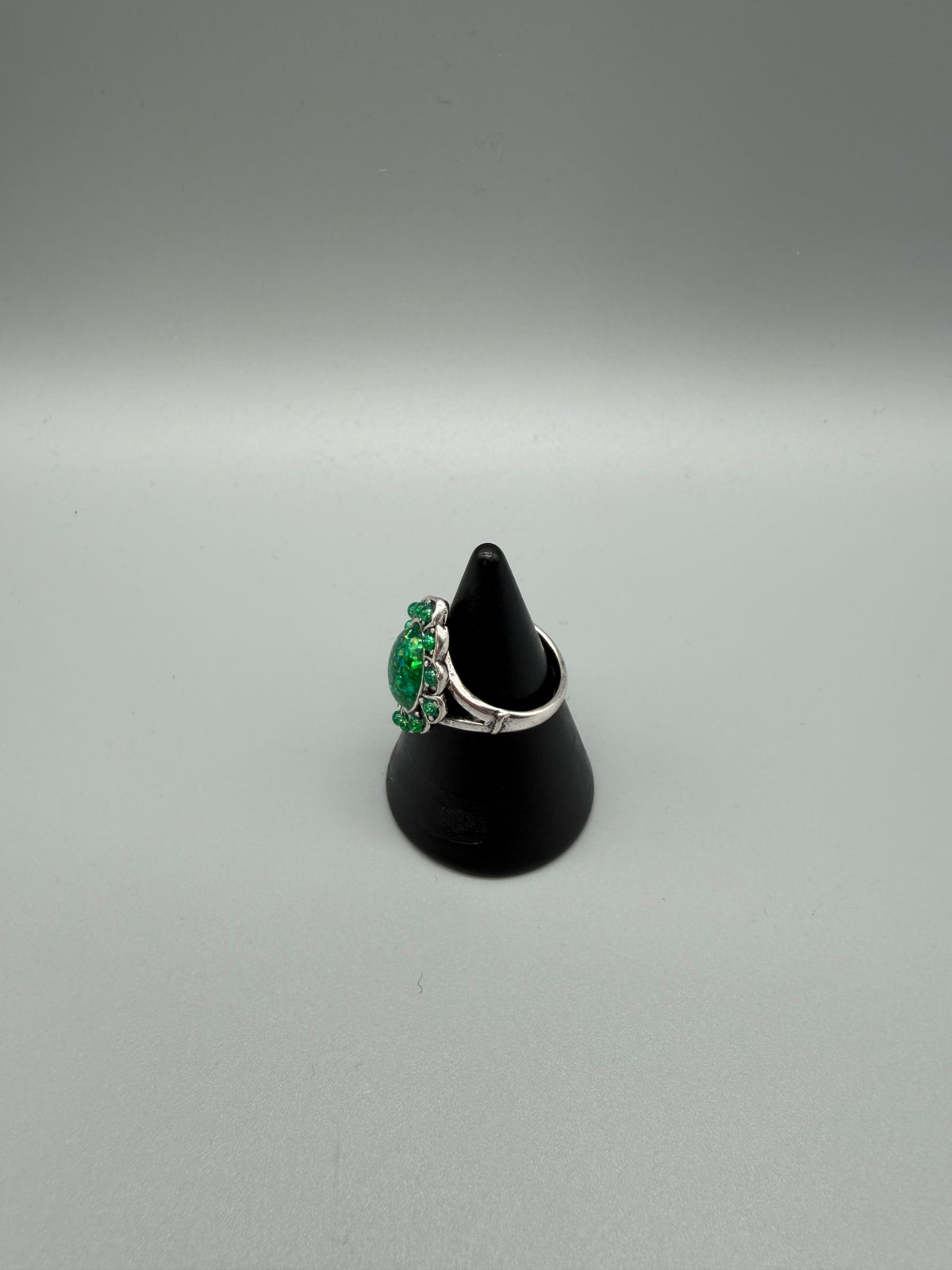 Vintage Y2K Green Opal Statement Ring - Silver / Emerald Green - Past Pieces