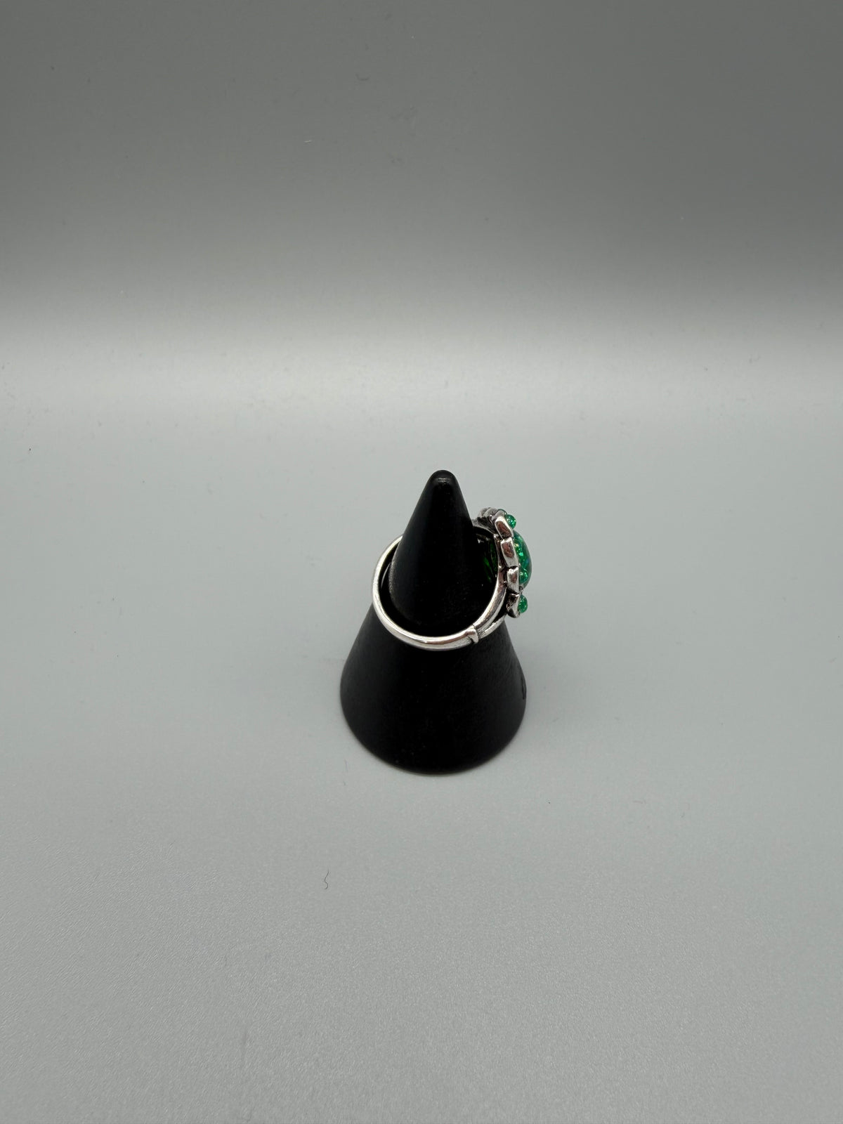 Vintage Y2K Green Opal Statement Ring - Silver / Emerald Green - Past Pieces