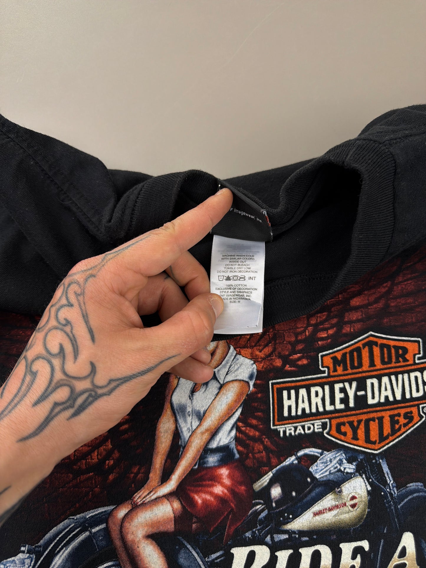 Harley-Davidson "Ride A Legend" Graphic Tee - All Black Y2K Biker Core