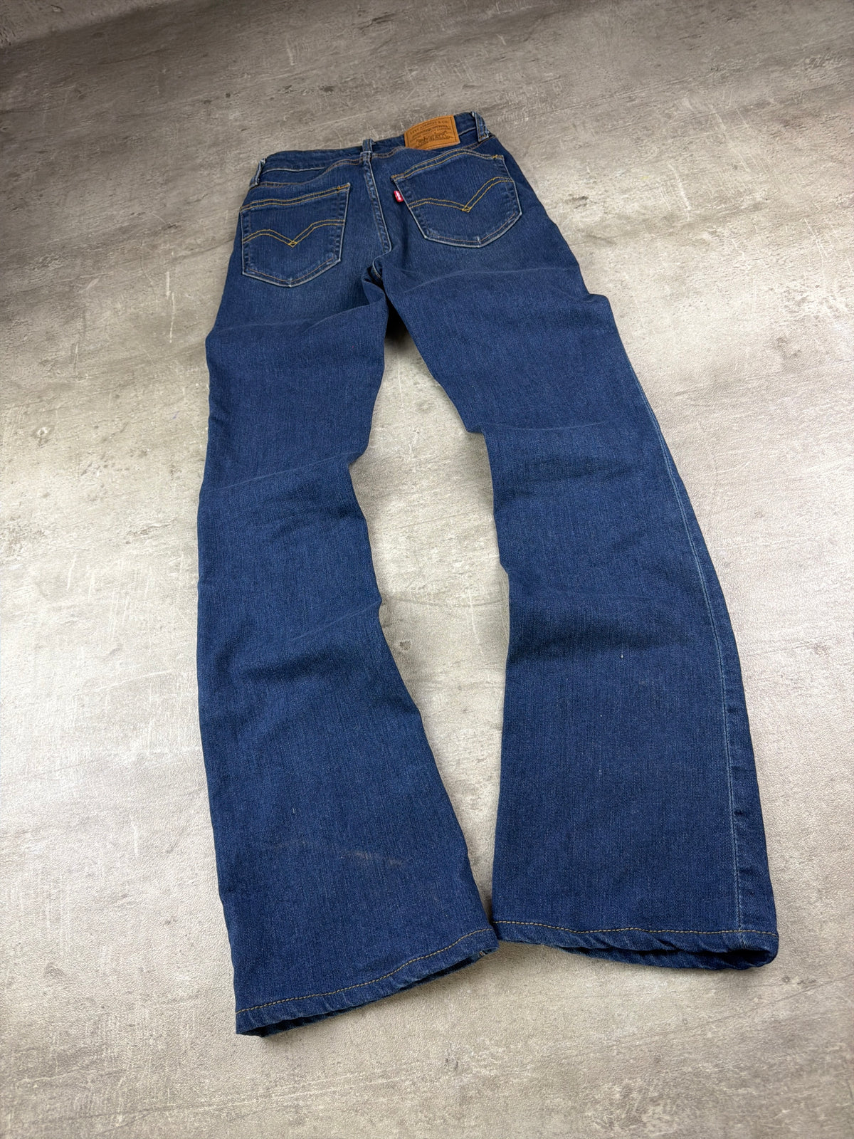 Levi's 725 High Rise Bootcut Flared Denim - Medium Blue Washed - Past Pieces