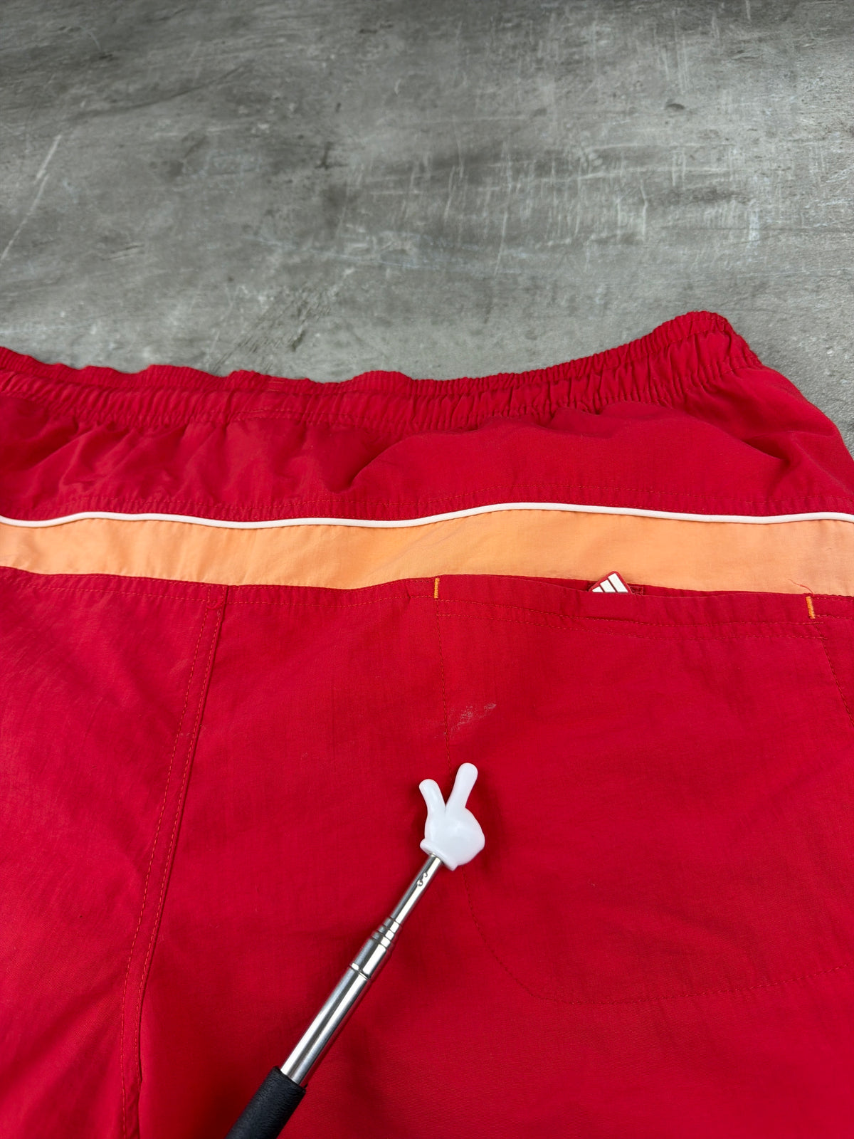 Adidas Y2K Embroidered Logo Swim Shorts - Red / Peach Orange – Ansicht 7