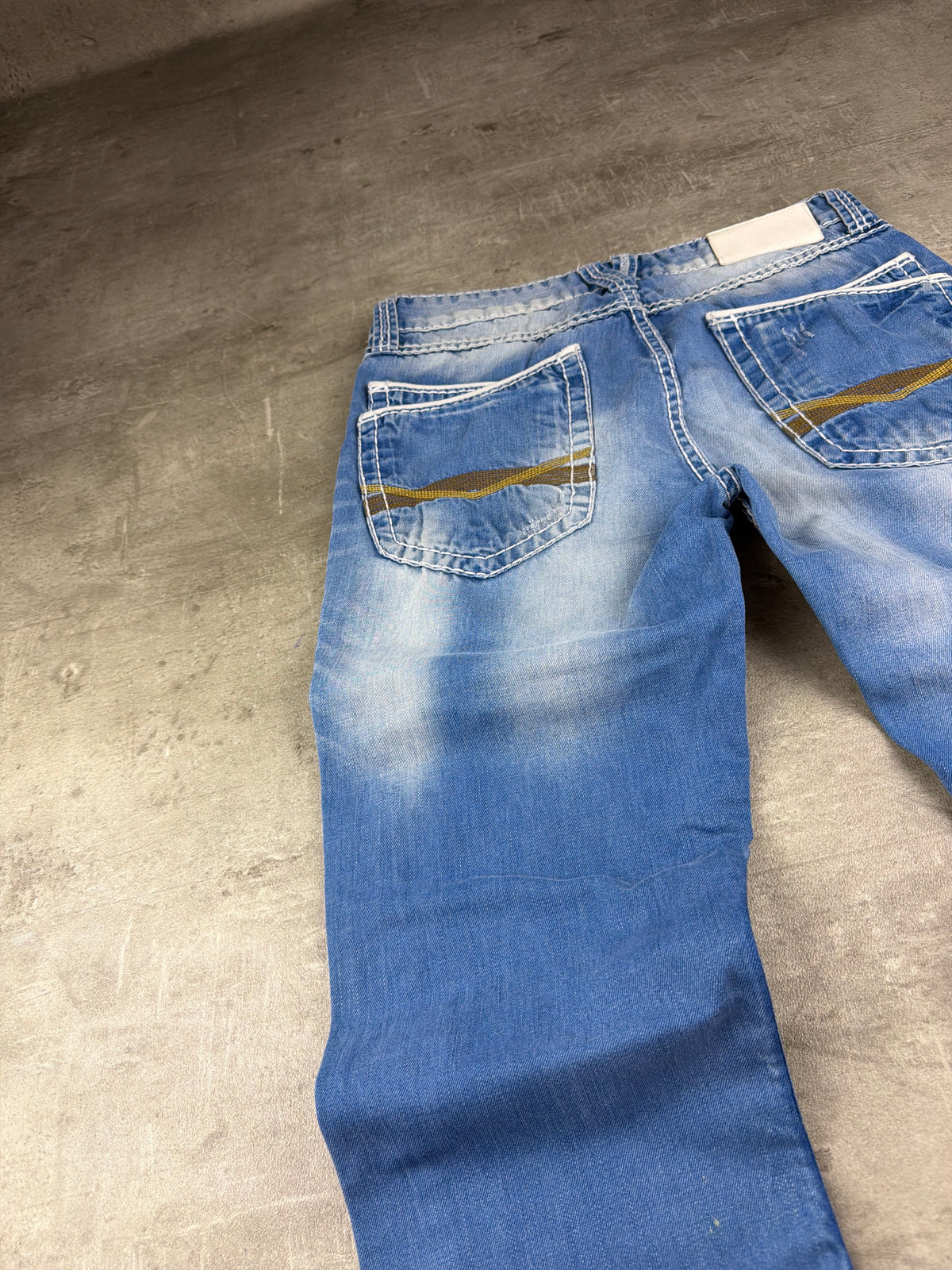 Smog Y2K Baggy Thick Stitch Denim Jeans - Light Blue Faded – Ansicht 3