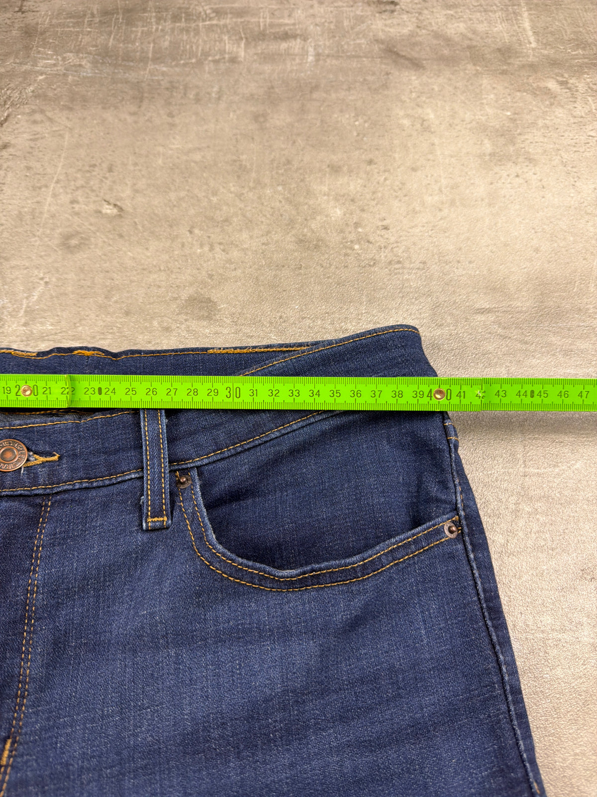 Levi's Y2K Stretch Bootcut Denim Jeans - Dark Blue Washed - Past Pieces