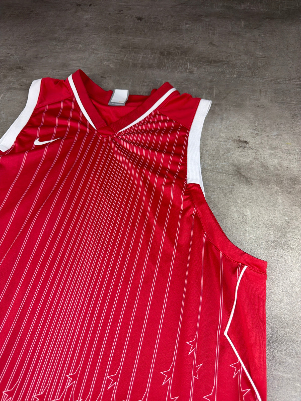 Nike Basketball Pinstripe Graphic Jersey - Red / White Y2K Streetwear – Ansicht 5