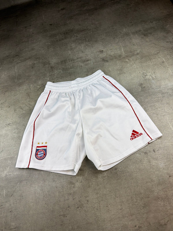 Adidas FC Bayern Munich 2005/06 Home Football Shorts - White / Red Blokecore