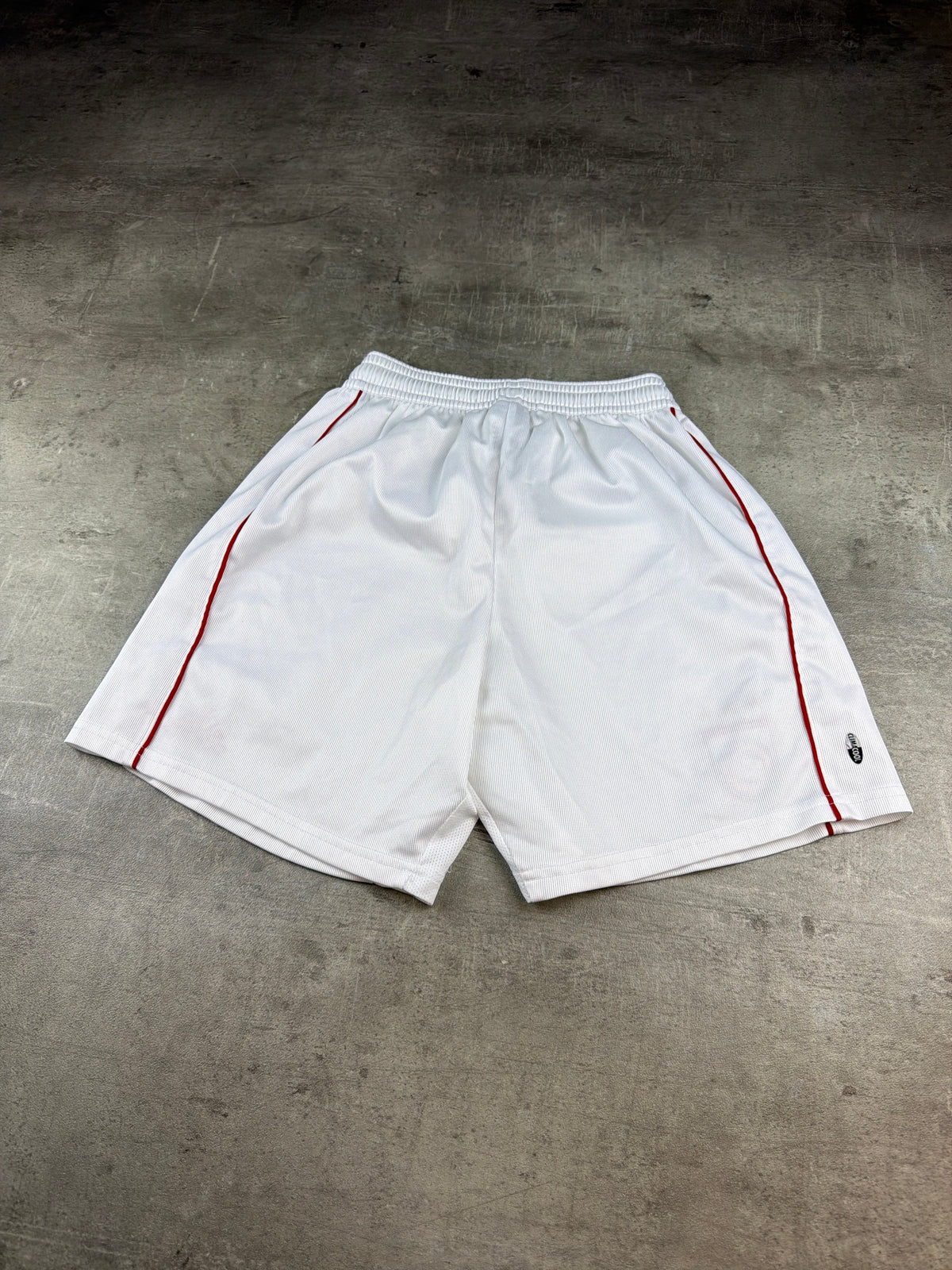 Adidas FC Bayern Munich 2005/06 Home Football Shorts - White / Red Blokecore - Past Pieces