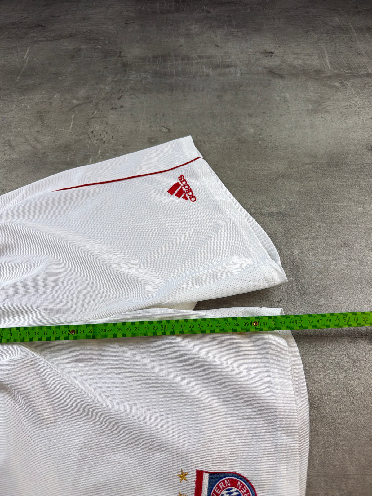 Adidas FC Bayern Munich 2005/06 Home Football Shorts - White / Red Blokecore – Ansicht 10
