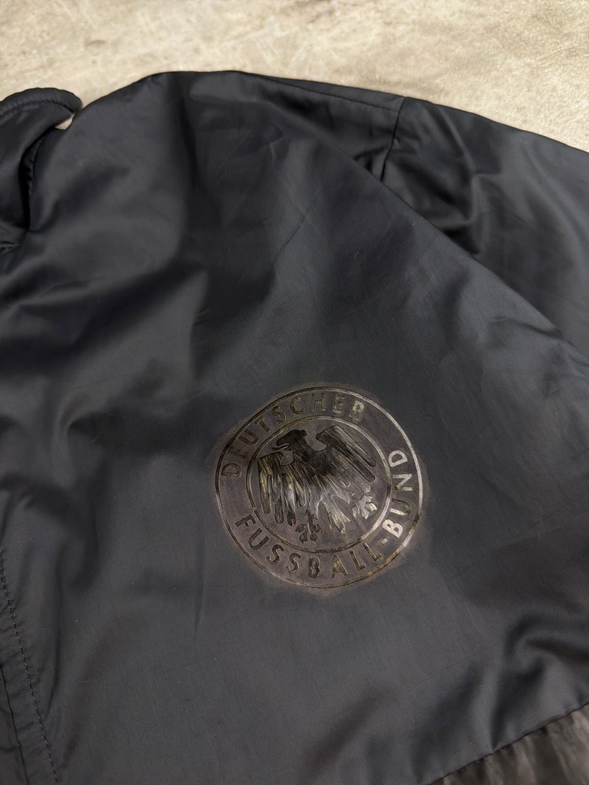 Adidas Originals Deutscher Fussball-Bund Windbreaker - All Black / Gold – Ansicht 7