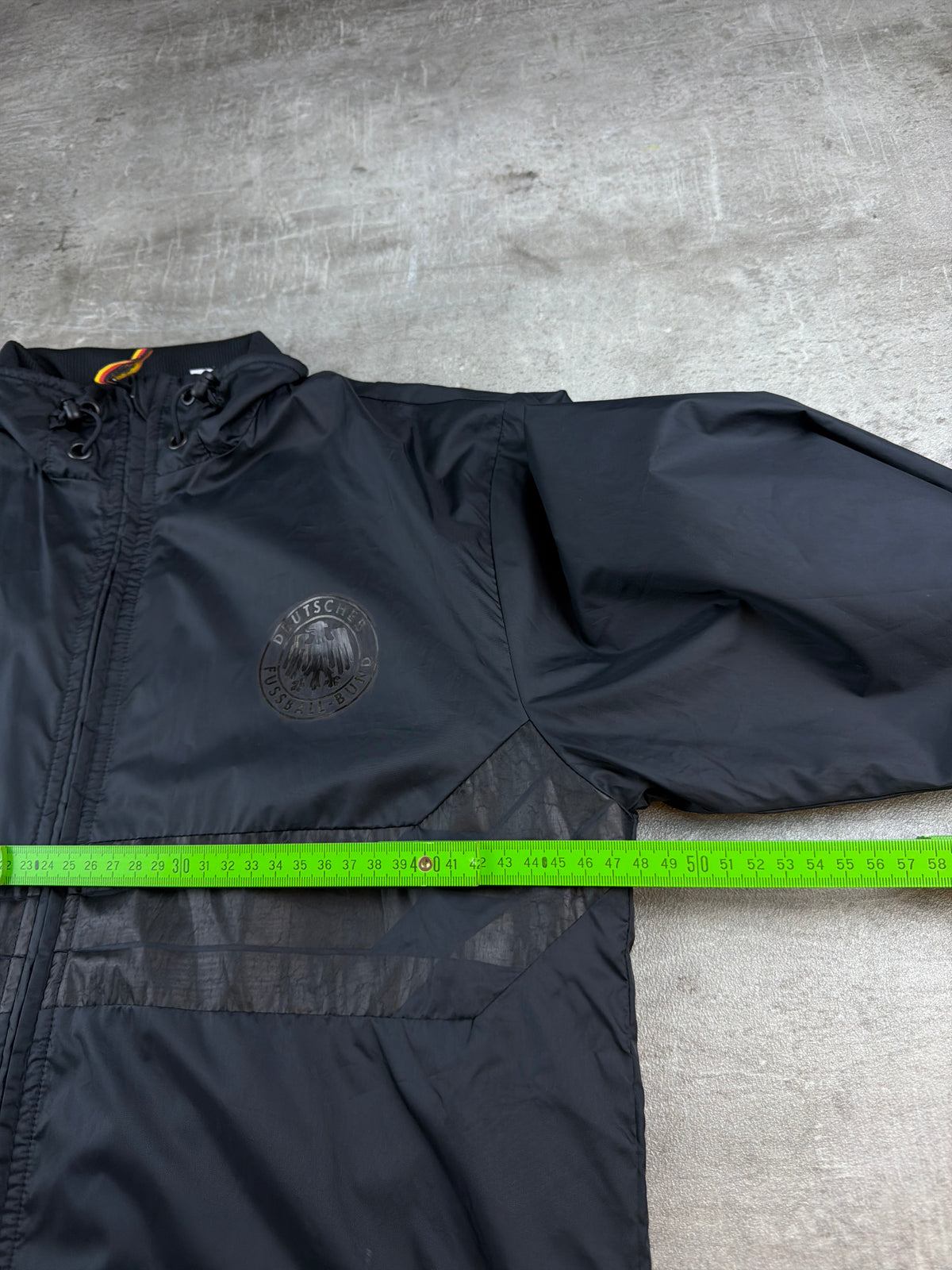 Adidas Originals Deutscher Fussball-Bund Windbreaker - All Black / Gold - Past Pieces