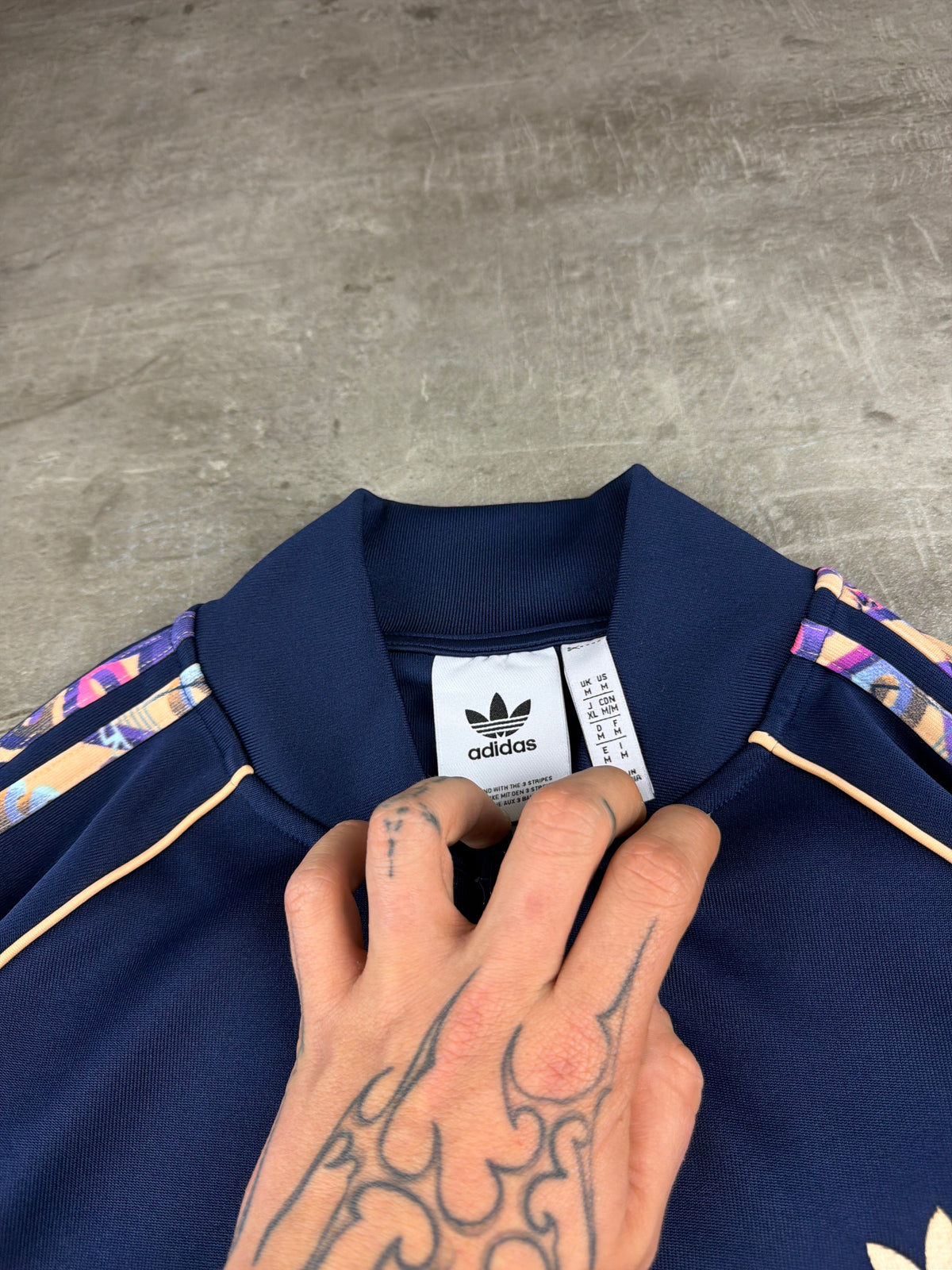 Adidas Originals Trefoil Graphic Stripes Trackjacket - Navy Blue / Pink Y2K - Past Pieces