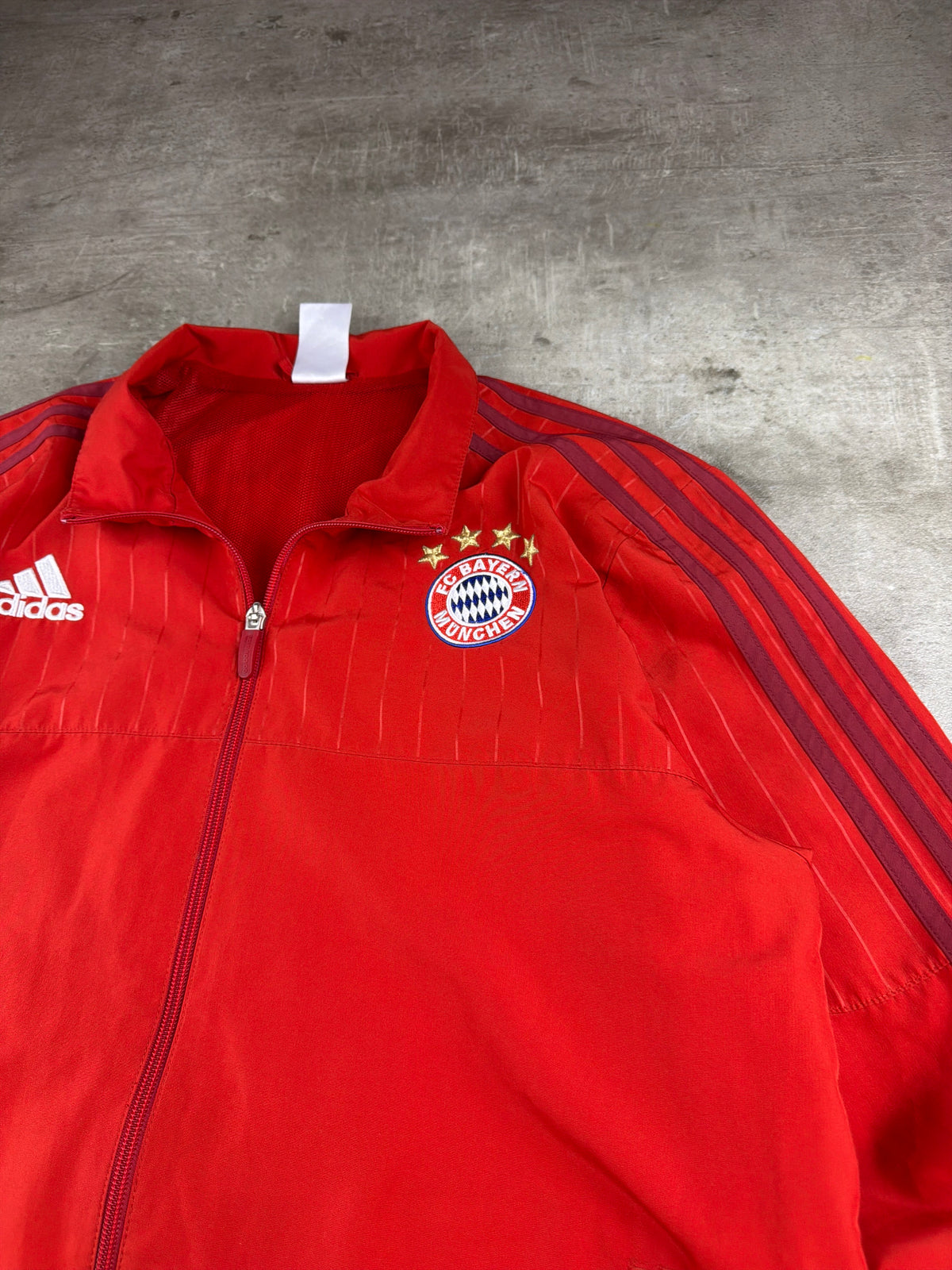Adidas FC Bayern Munich 2015/16 Presentation Trackjacket - Red / Burgundy Blokecore - Past Pieces